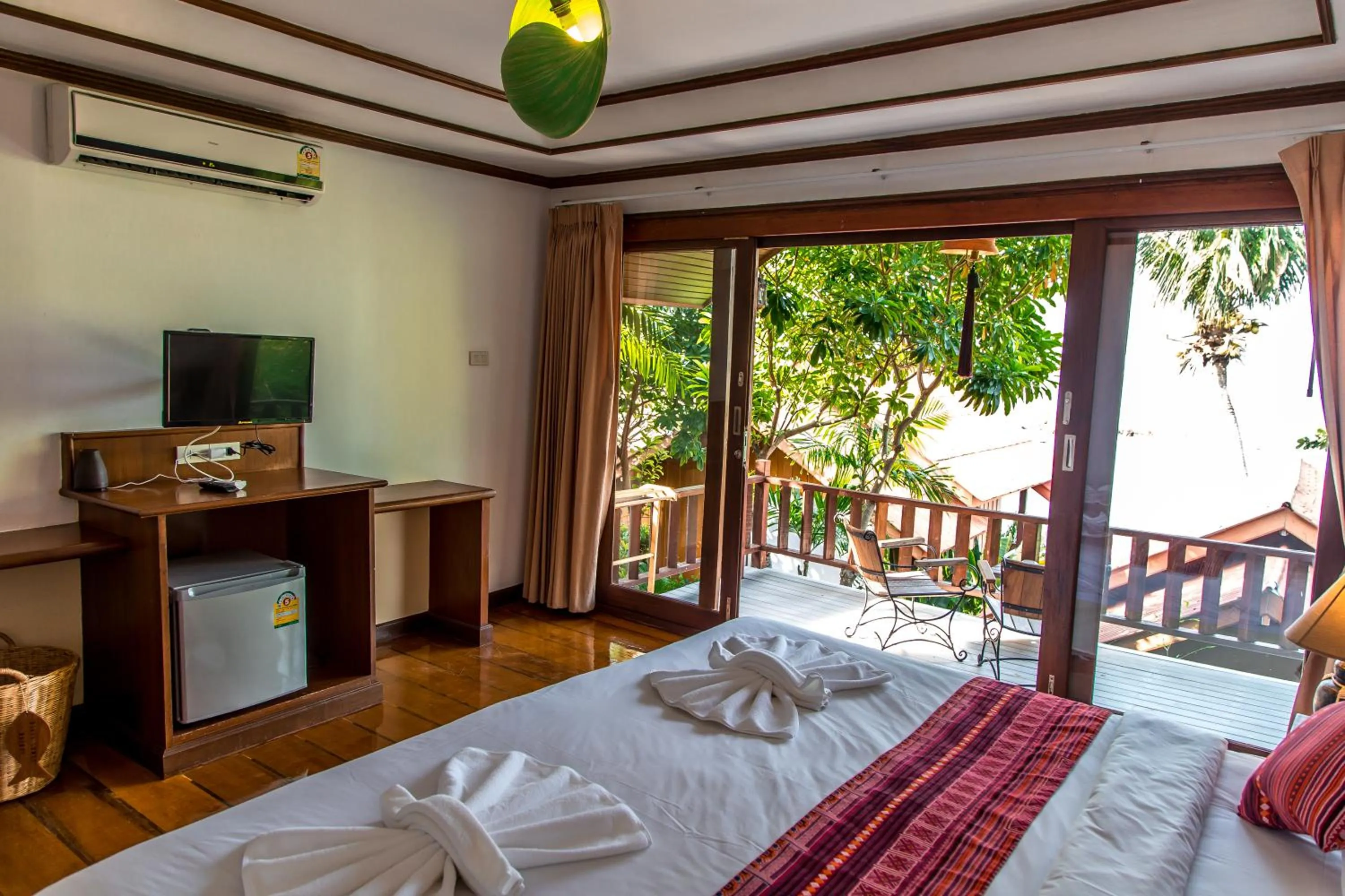 Bed in Zama Resort Koh Phangan