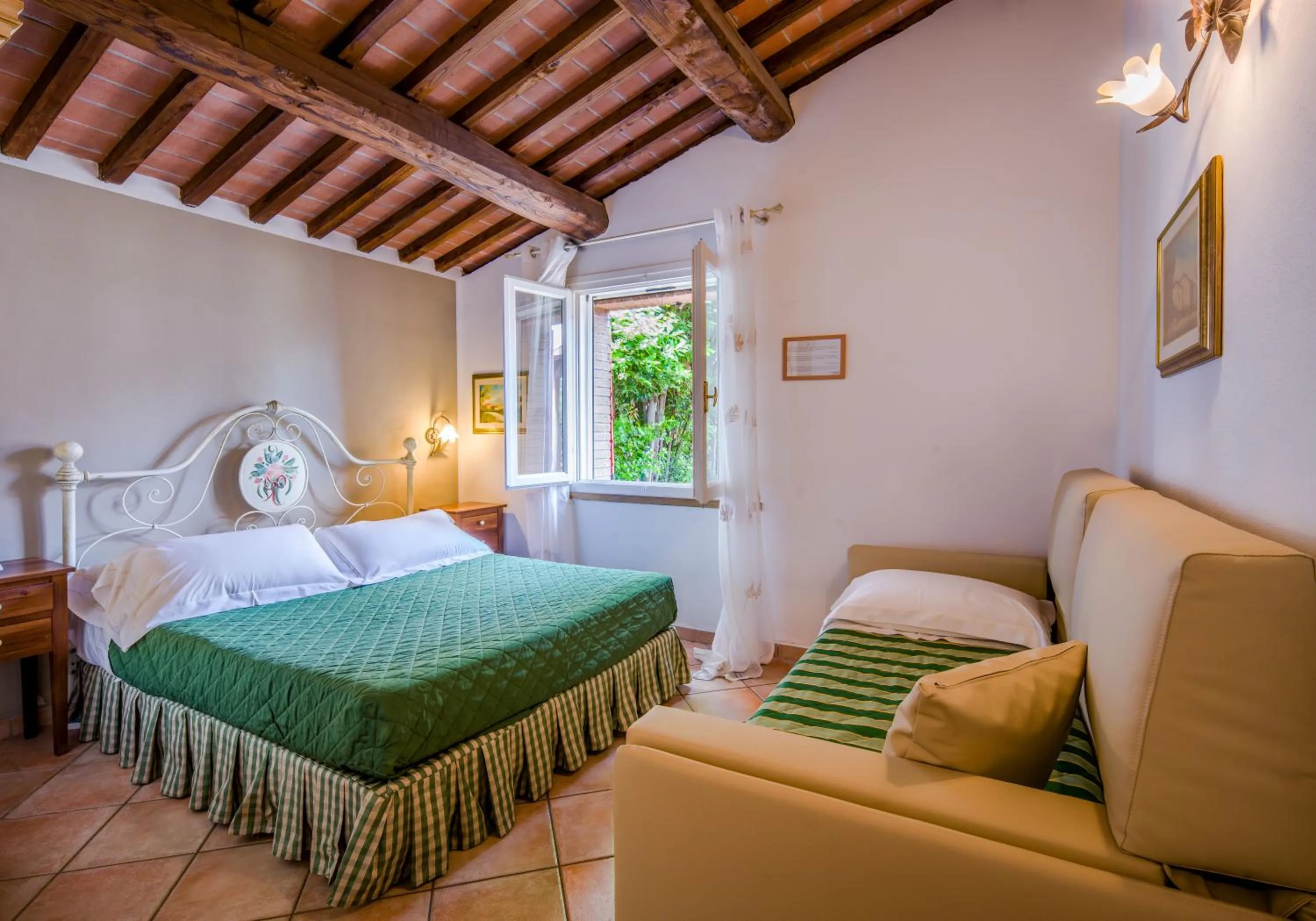 Bedroom, Bed in Antico Podere San Francesco