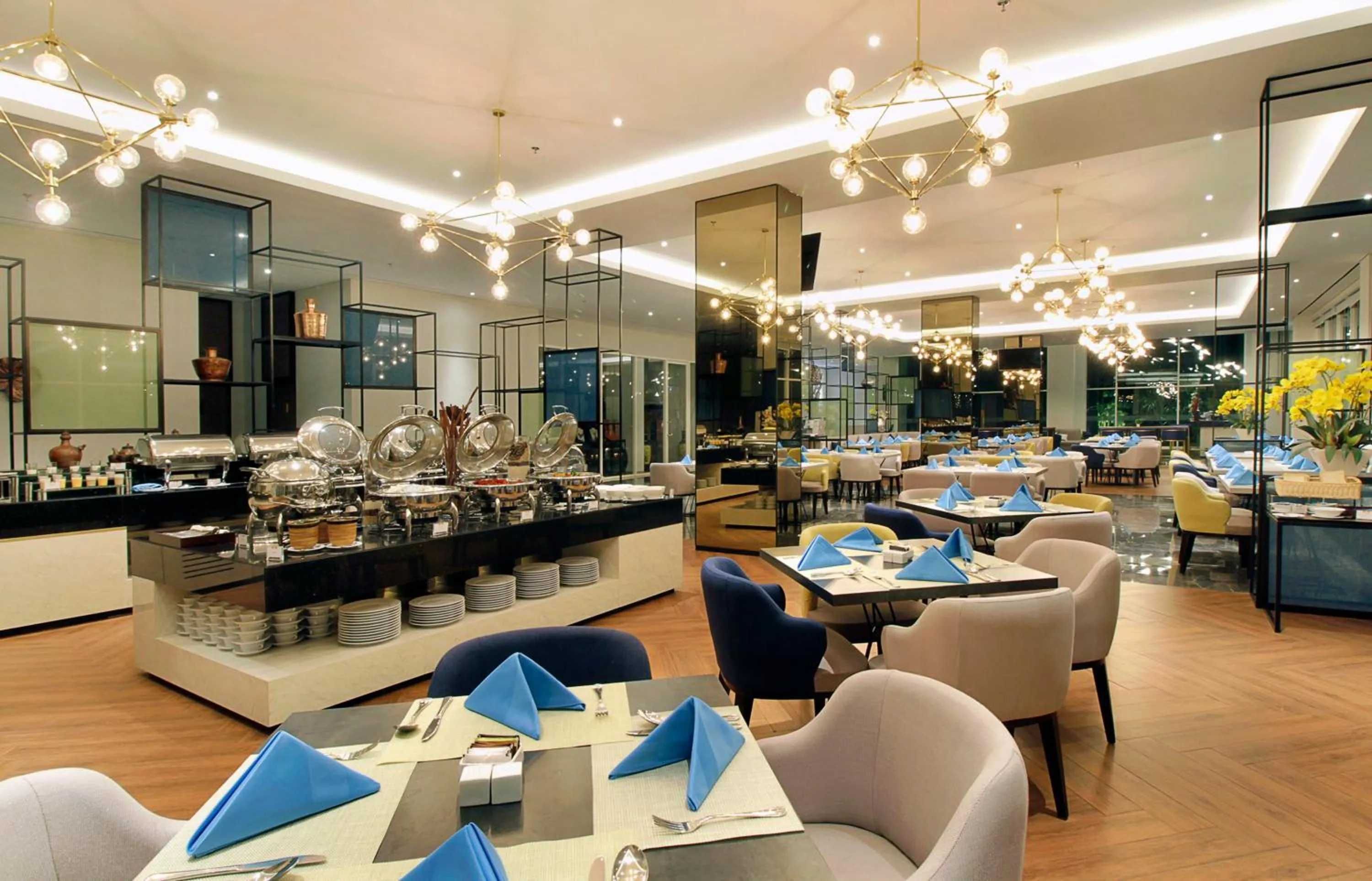 Restaurant/places to eat in Swiss-Belinn Airport Surabaya