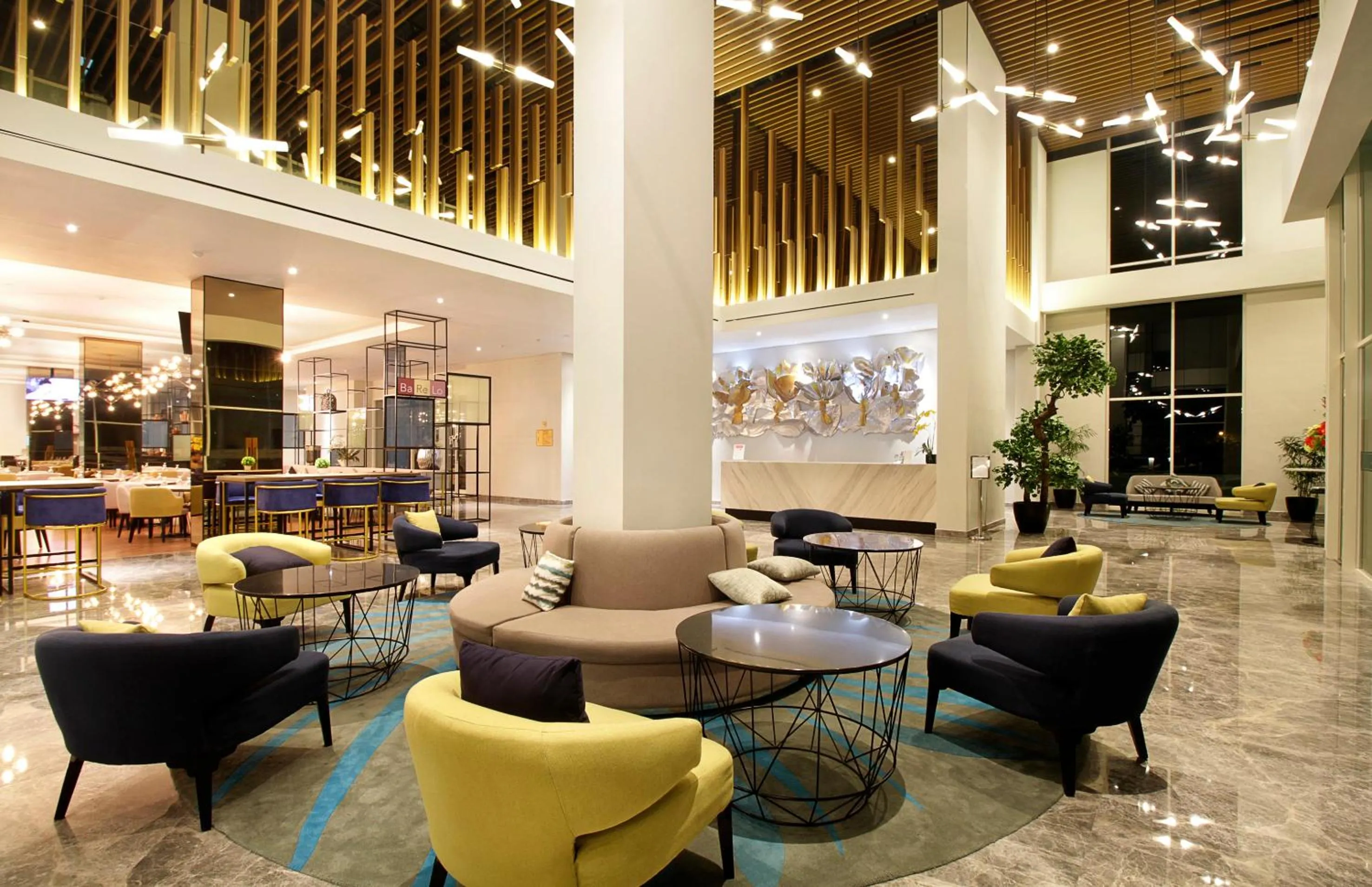 Lobby or reception in Swiss-Belinn Airport Surabaya