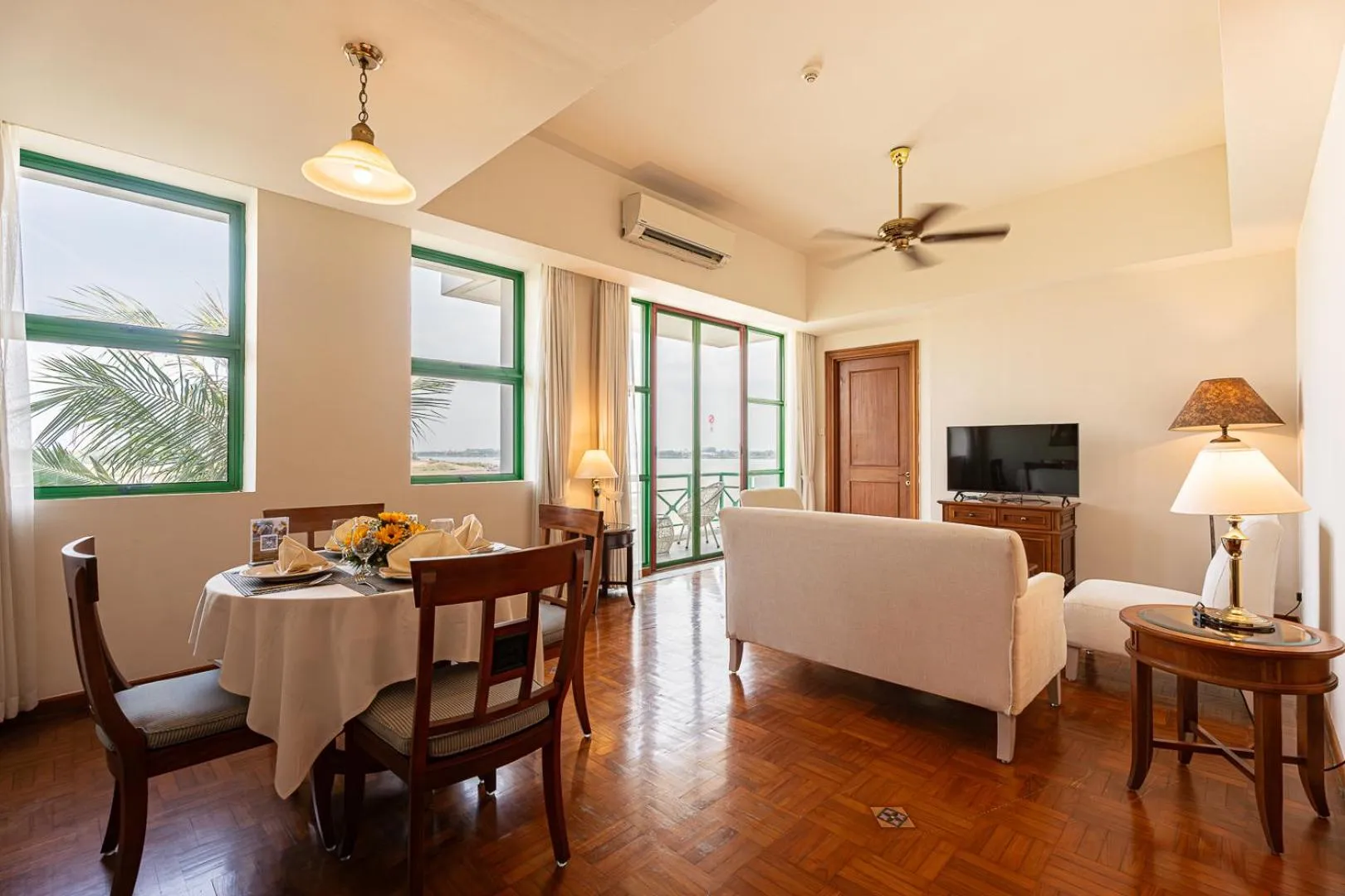 Himawari Hotel Apartments