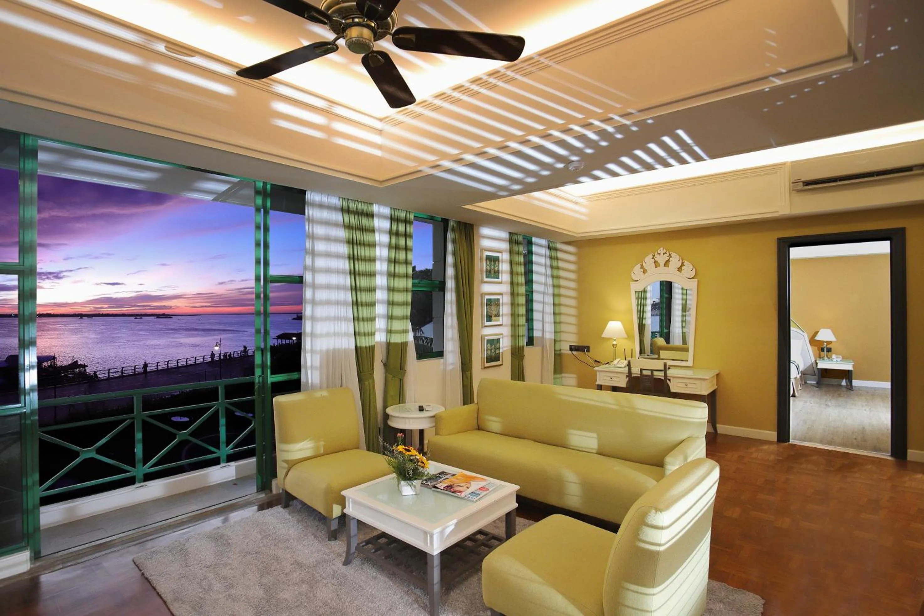 Living room in Himawari Hotel Apartments