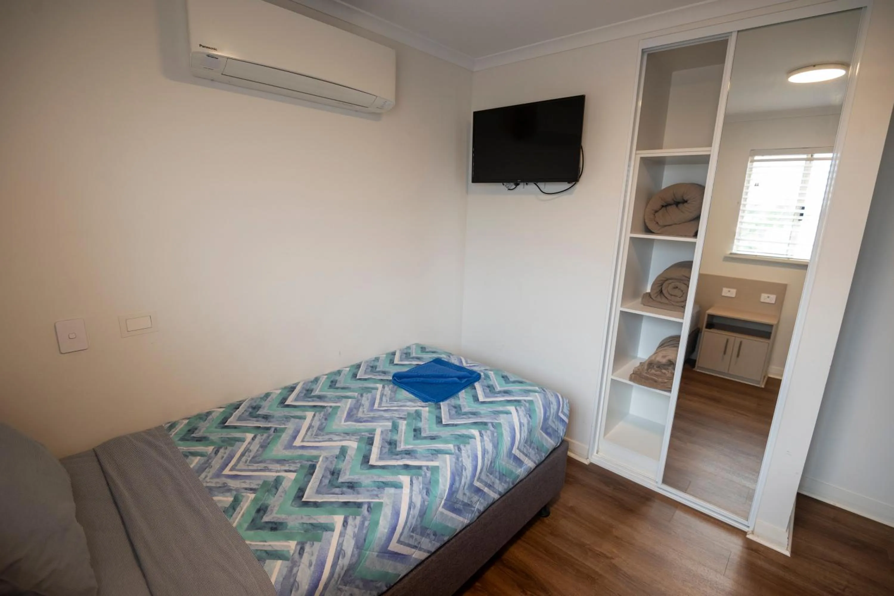 Bedroom, Bed in Kalbarri Red Bluff Tourist Park