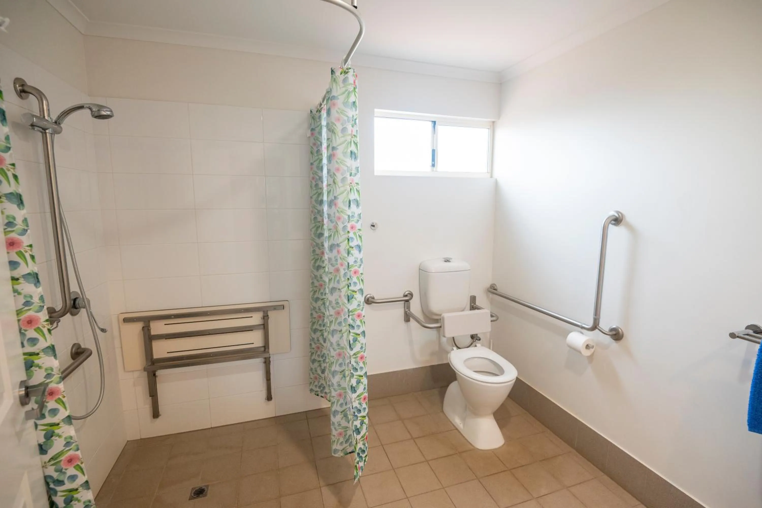 Bathroom in Kalbarri Red Bluff Tourist Park