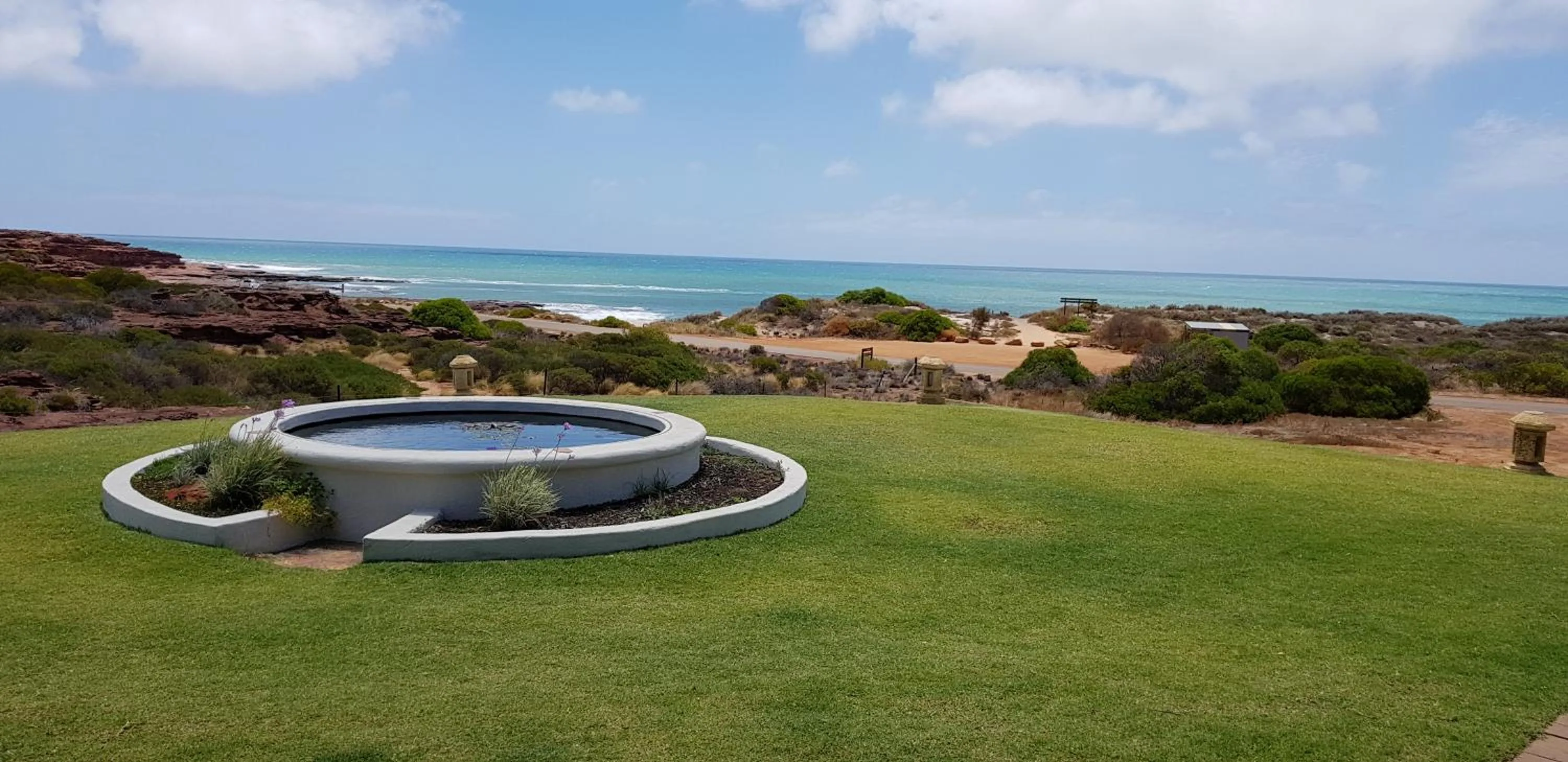 Garden in Kalbarri Red Bluff Tourist Park