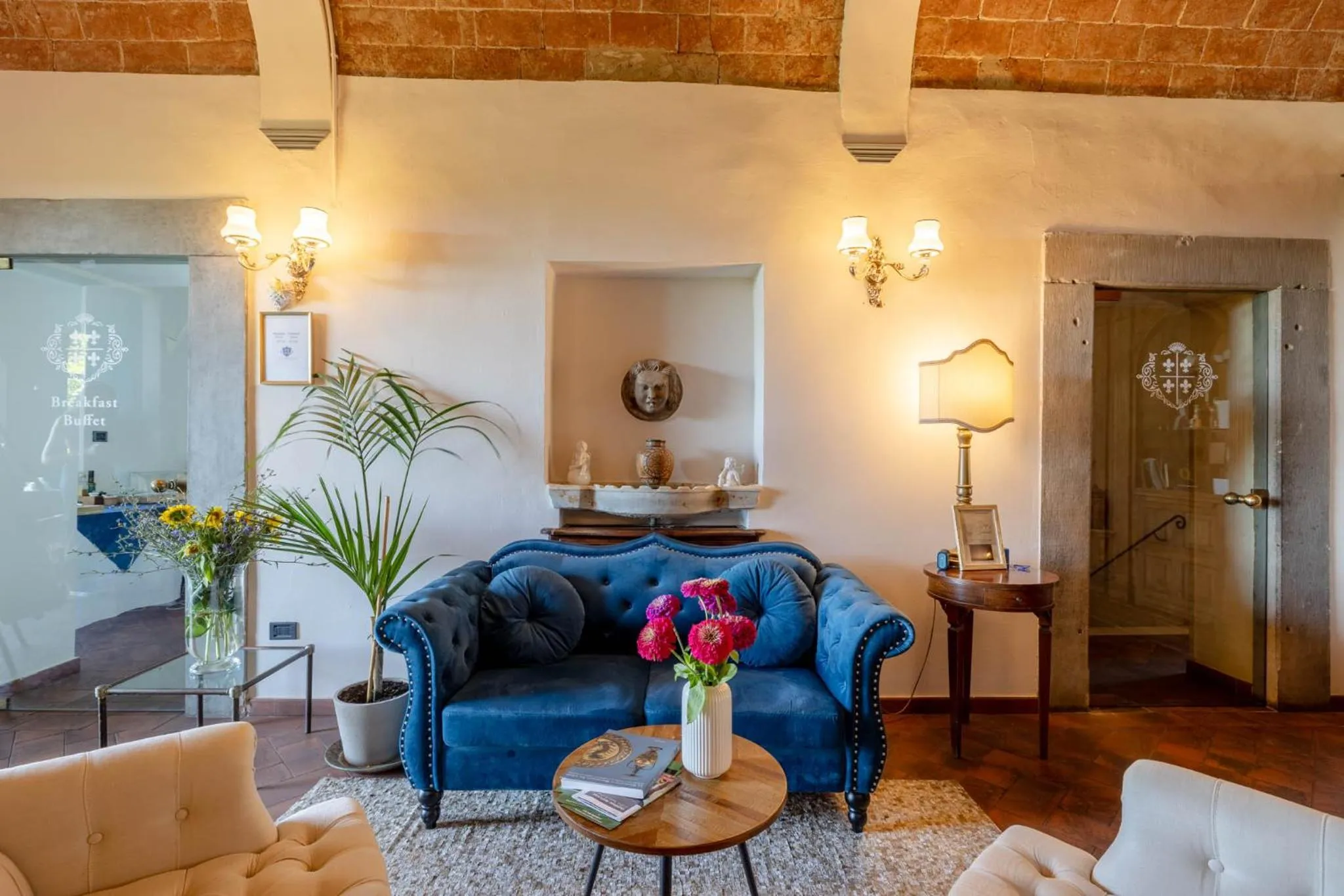 Lobby or reception in Quattro Gigli Hotel