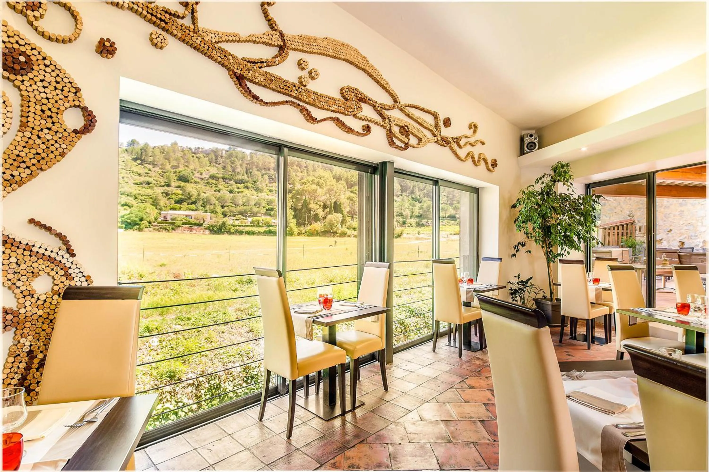 Banquet/Function facilities in Logis Hôtel Restaurant des Corbières