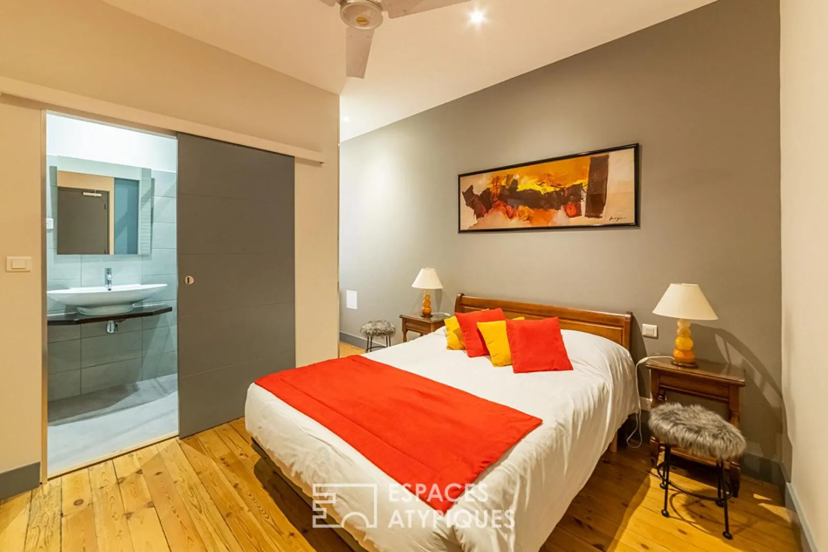 Shower, Bed in Logis Hôtel Restaurant des Corbières