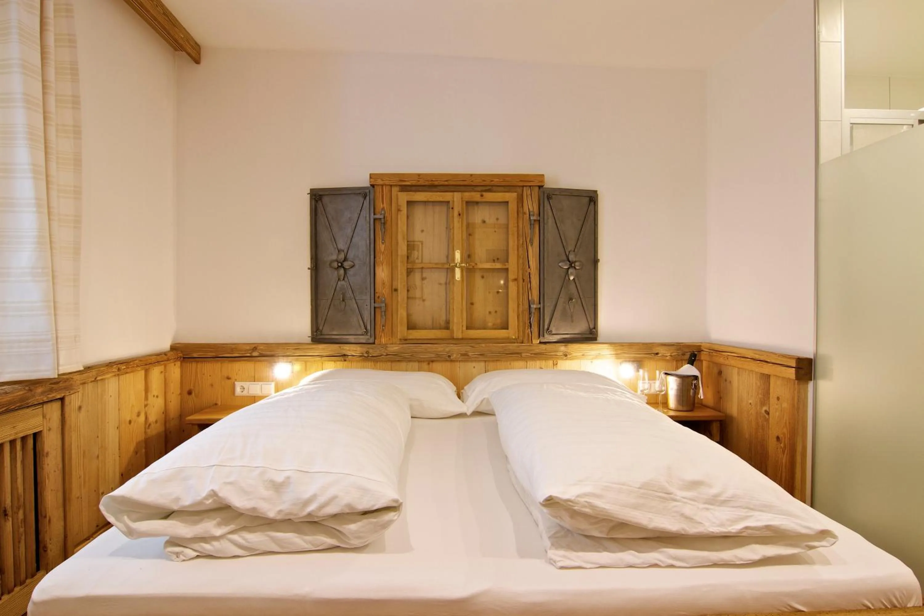 Bed in Gasthof Post