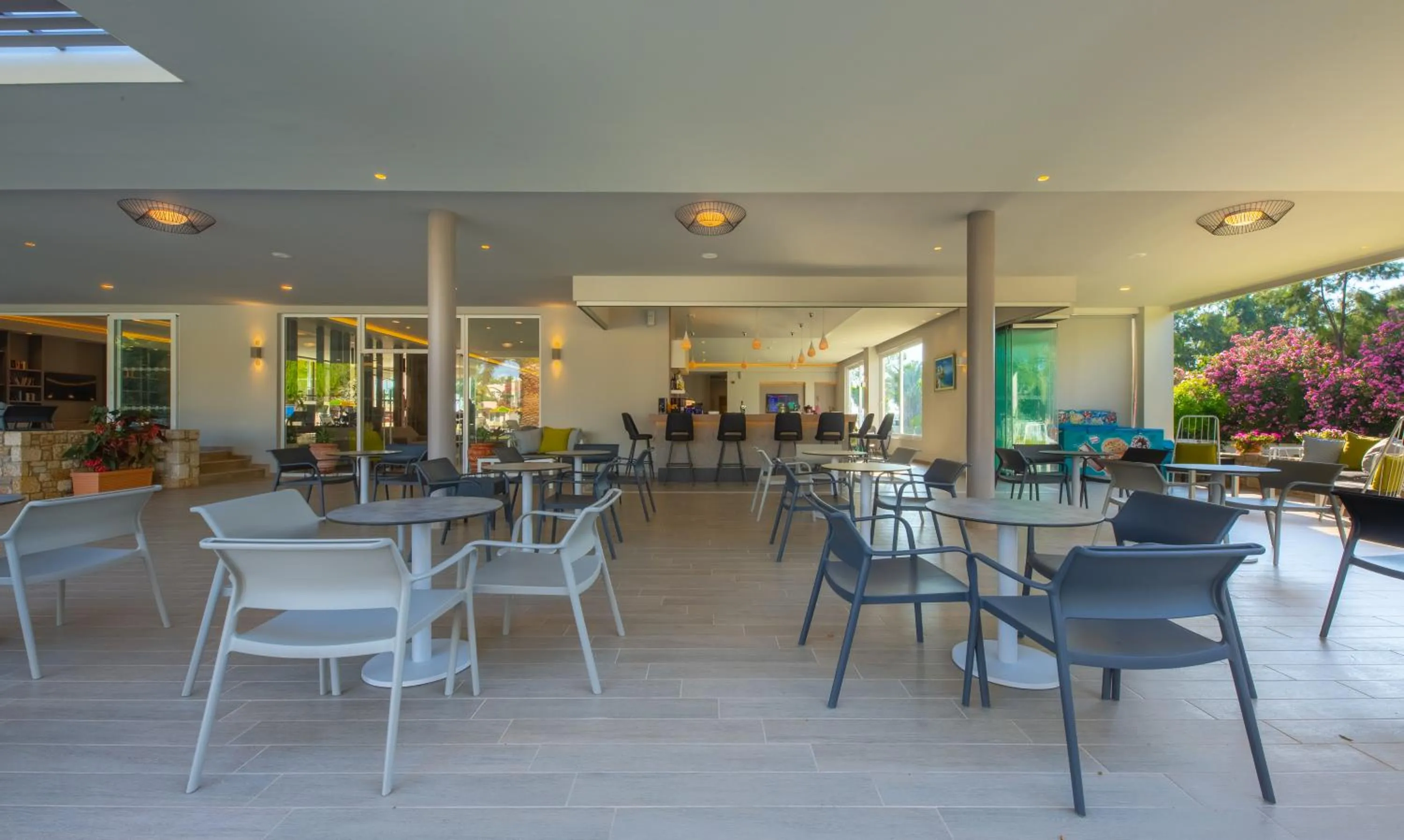 Lounge or bar in Hotel Esperia