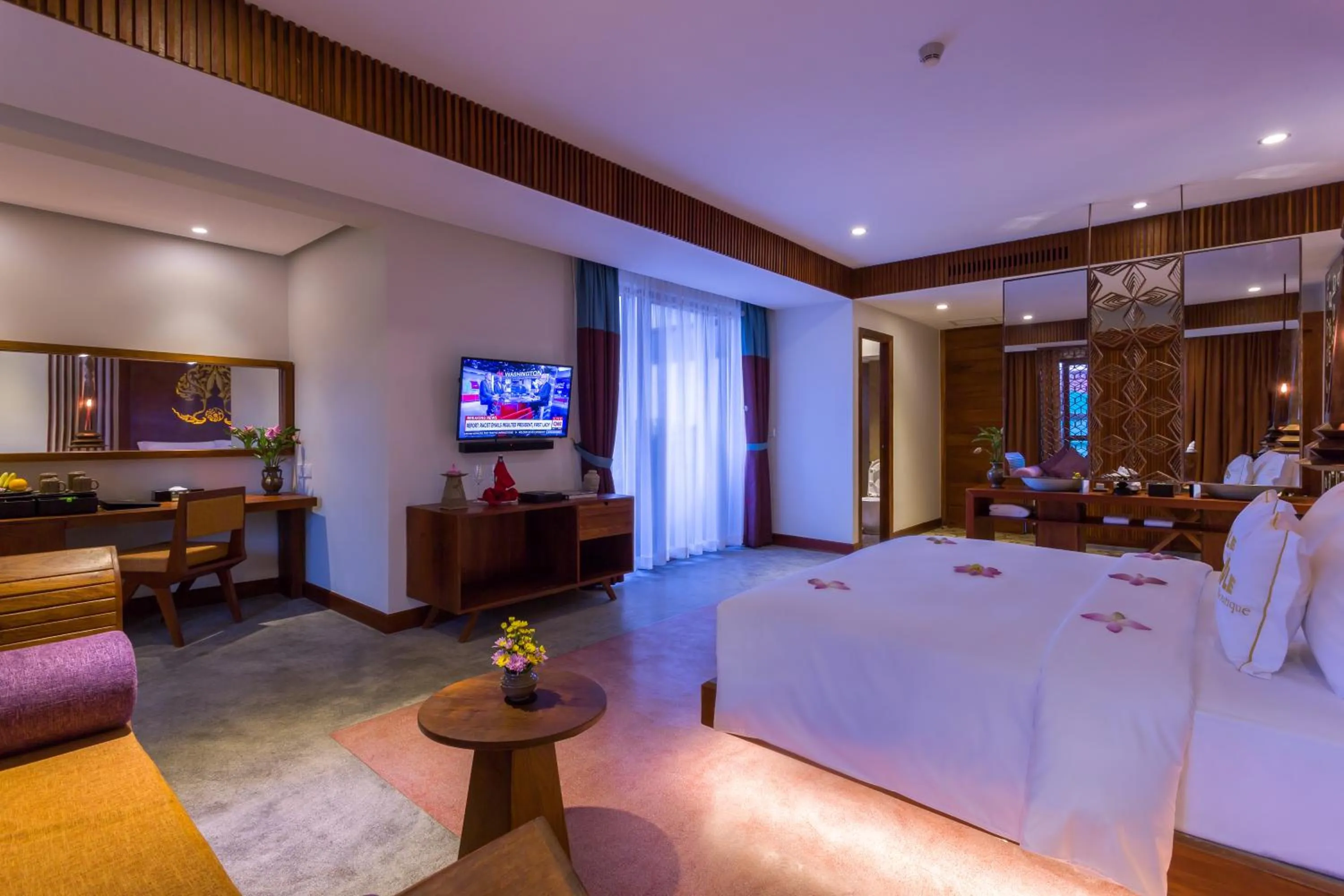 Bedroom, Bed in Golden Temple Boutique