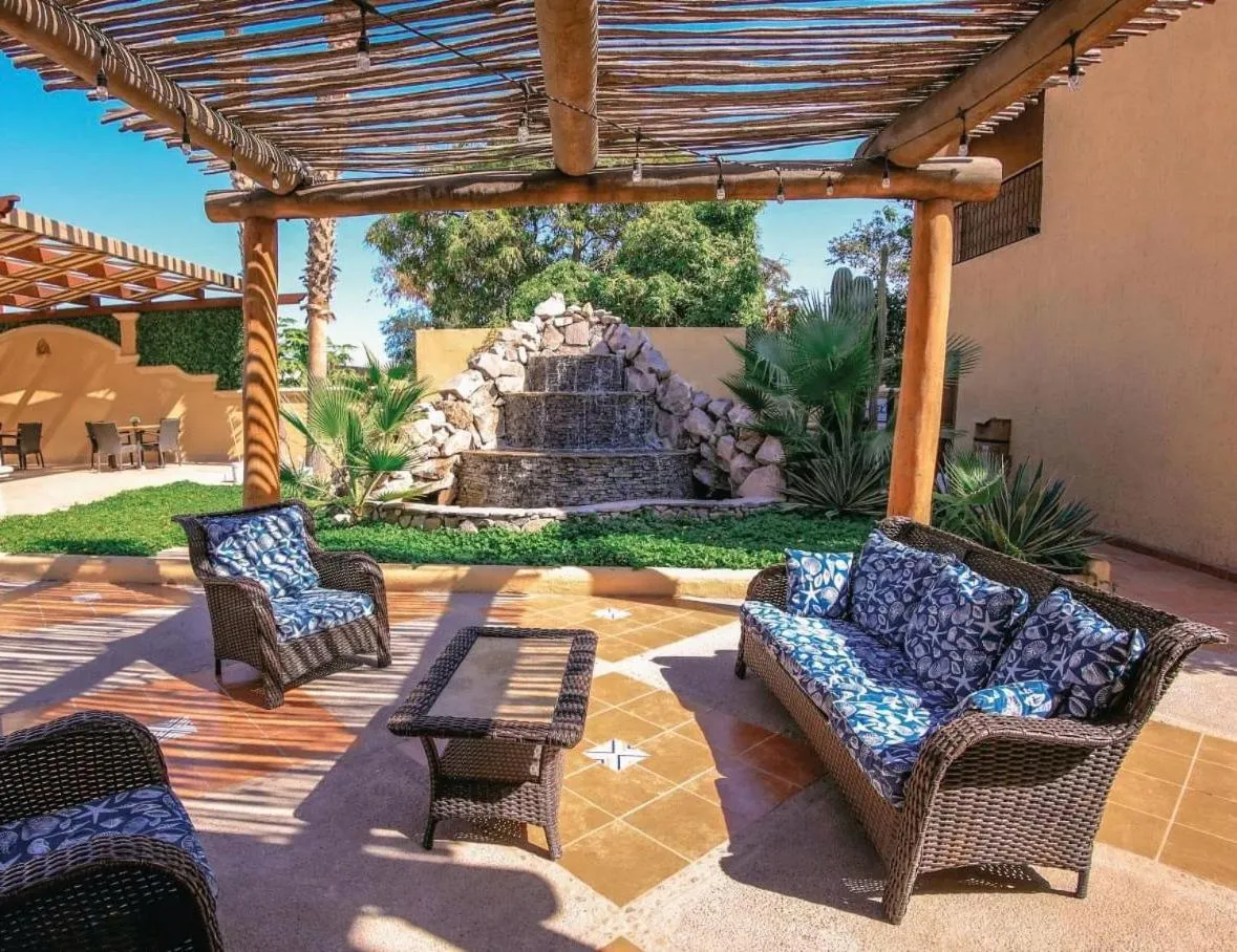 Living room in Hacienda Suites Loreto