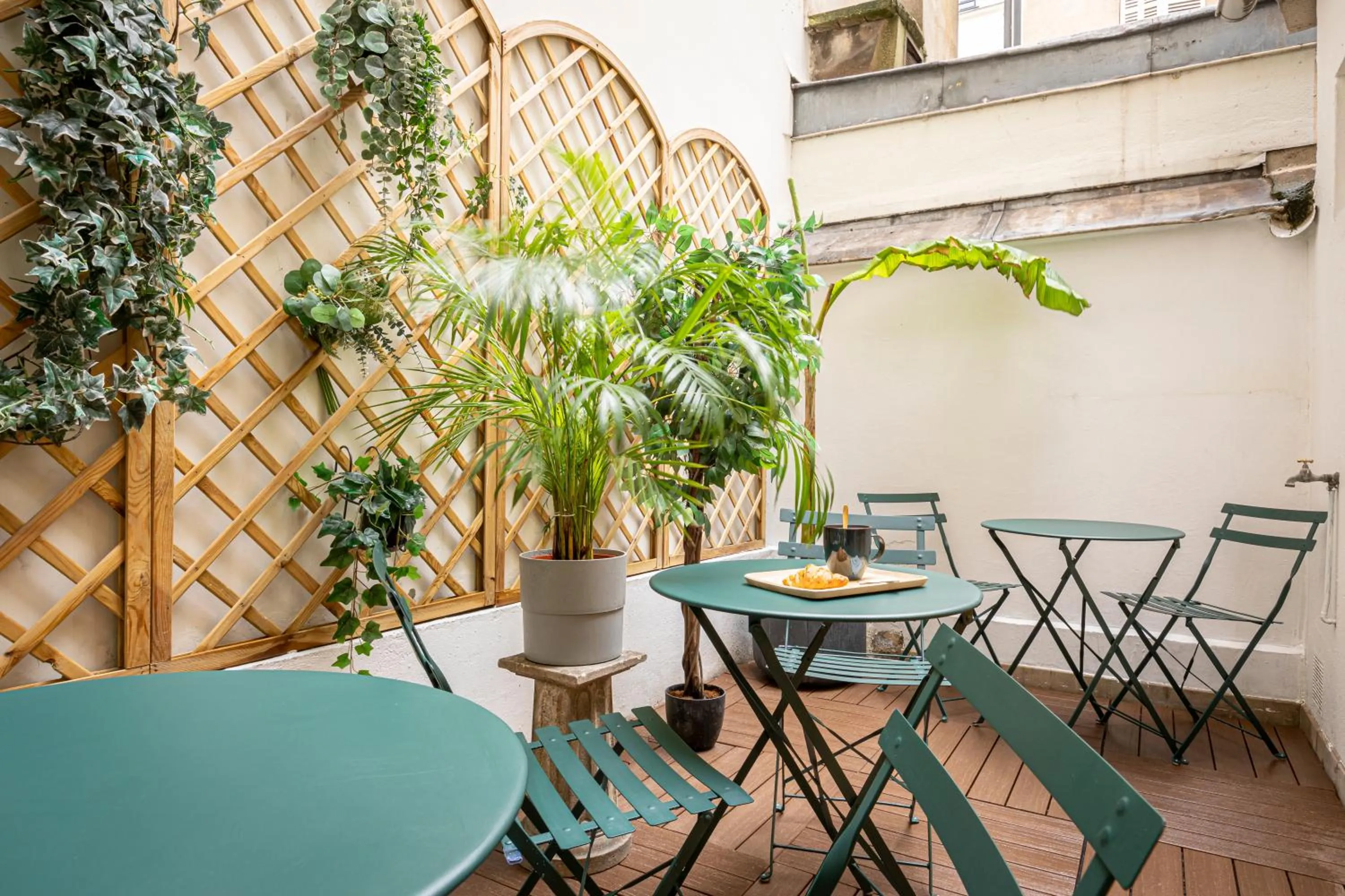 Patio in Splendid Hôtel