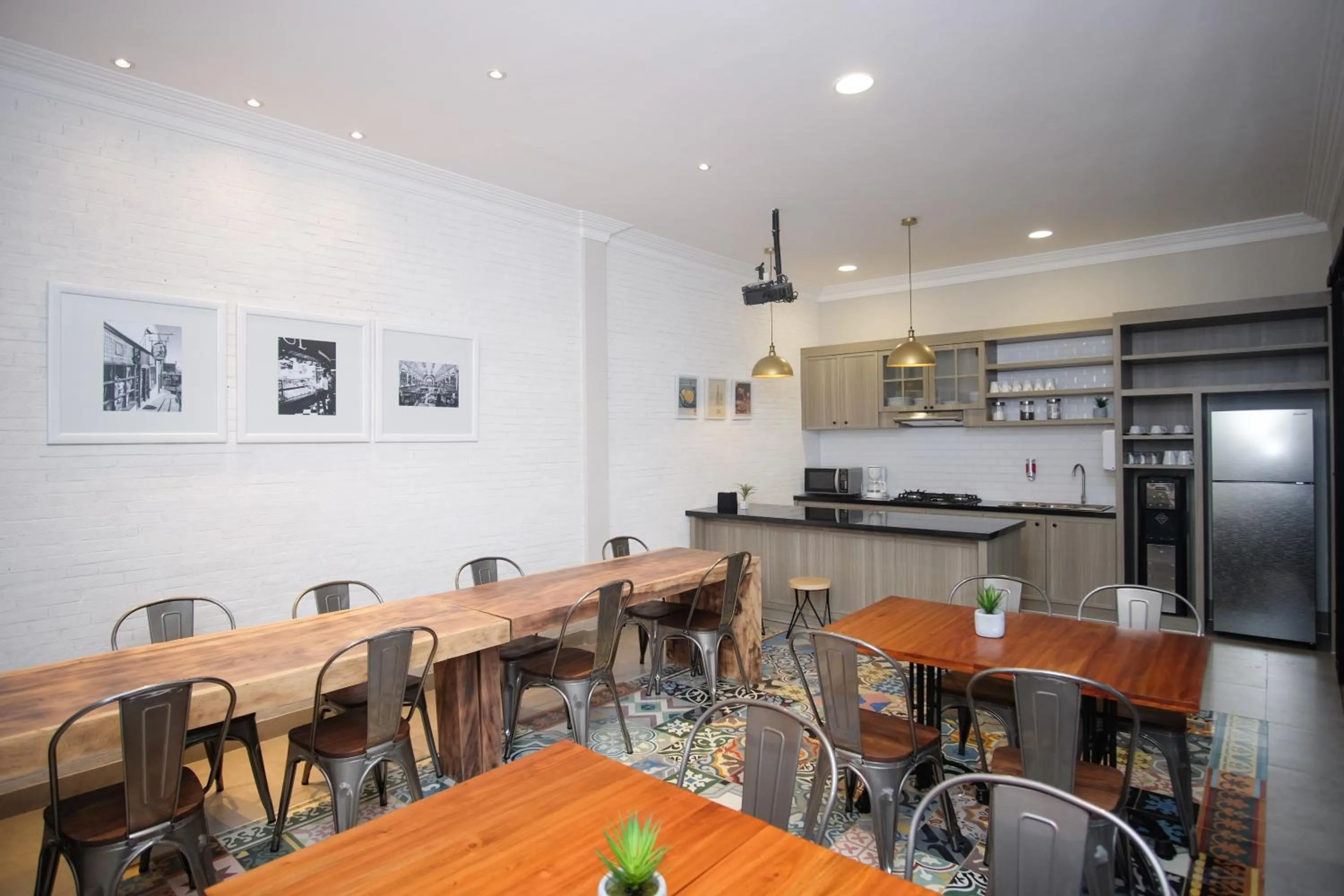 Communal kitchen in Rumah Kertajaya