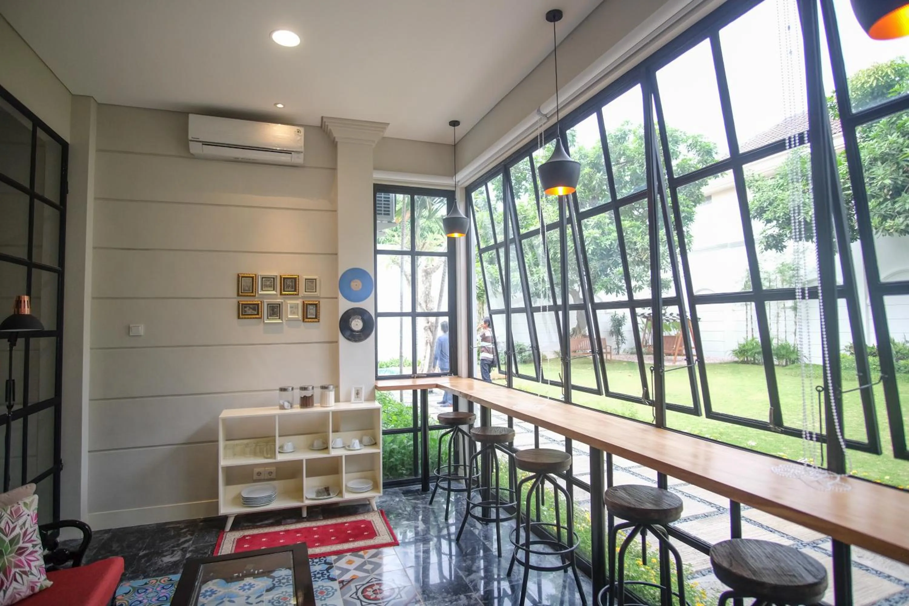 Communal lounge/ TV room in Rumah Kertajaya