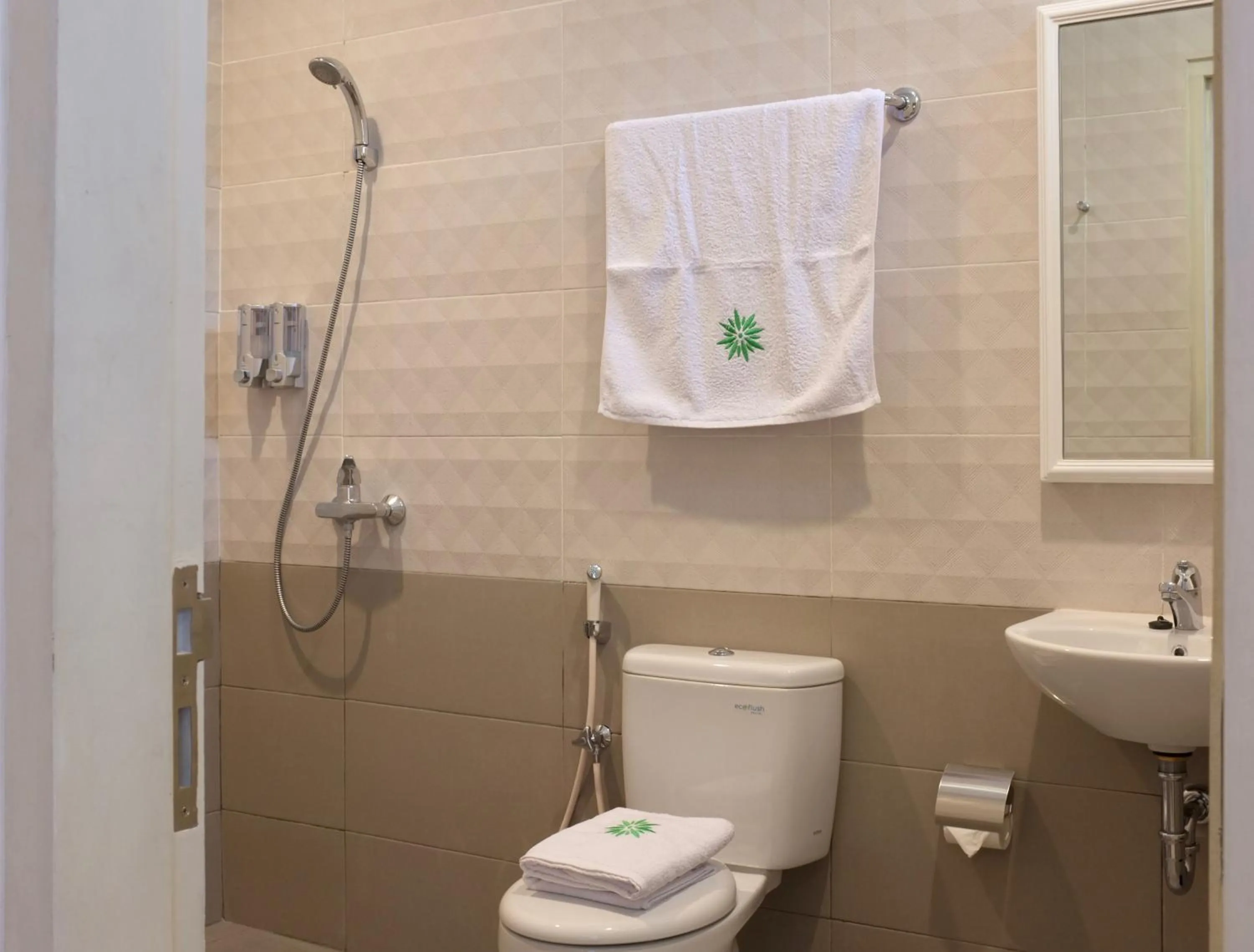 Bathroom in Rumah Kertajaya