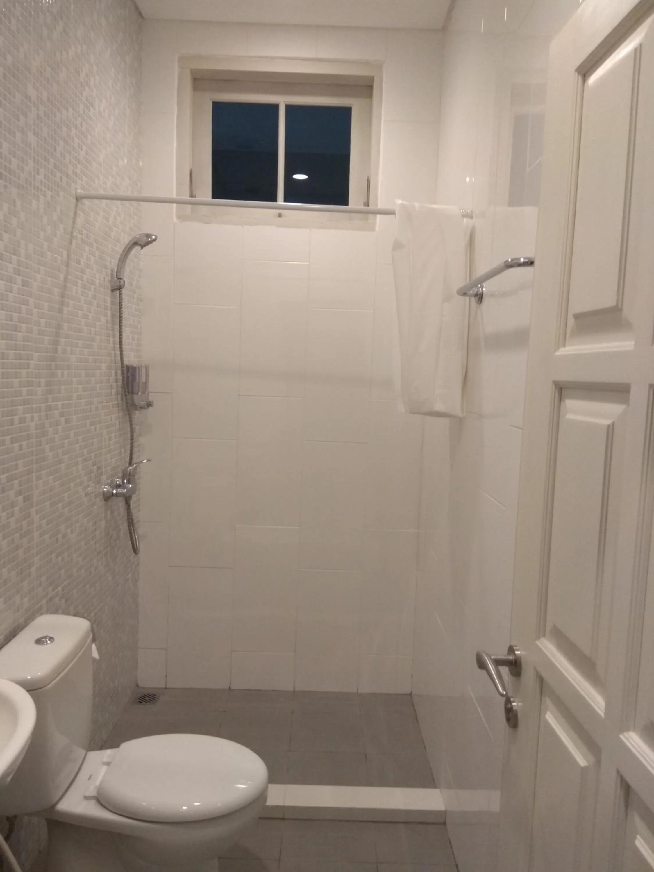 Bathroom in Rumah Kertajaya