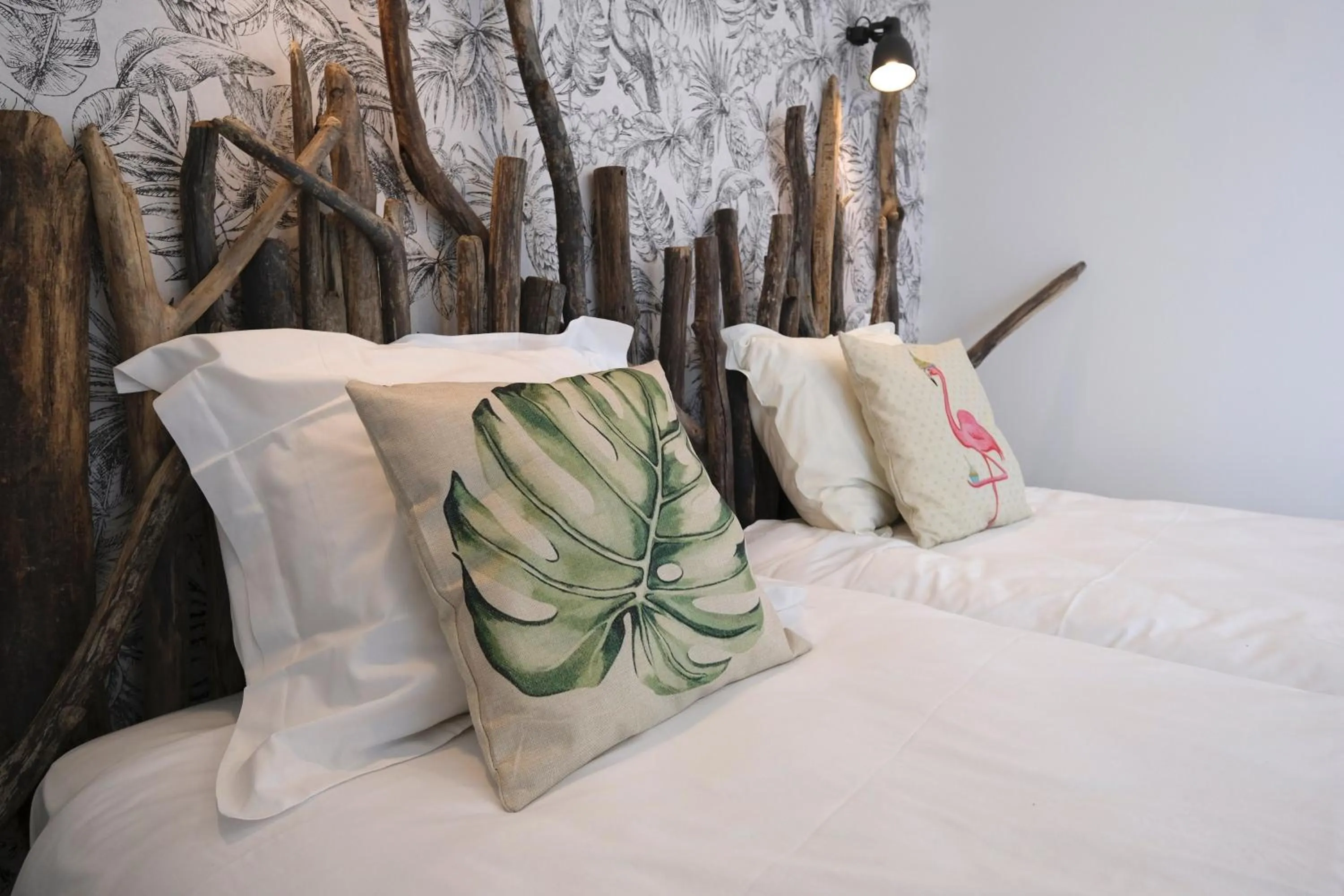 Breakfast, Bed in Logis Hotel Le Relais du Teulet