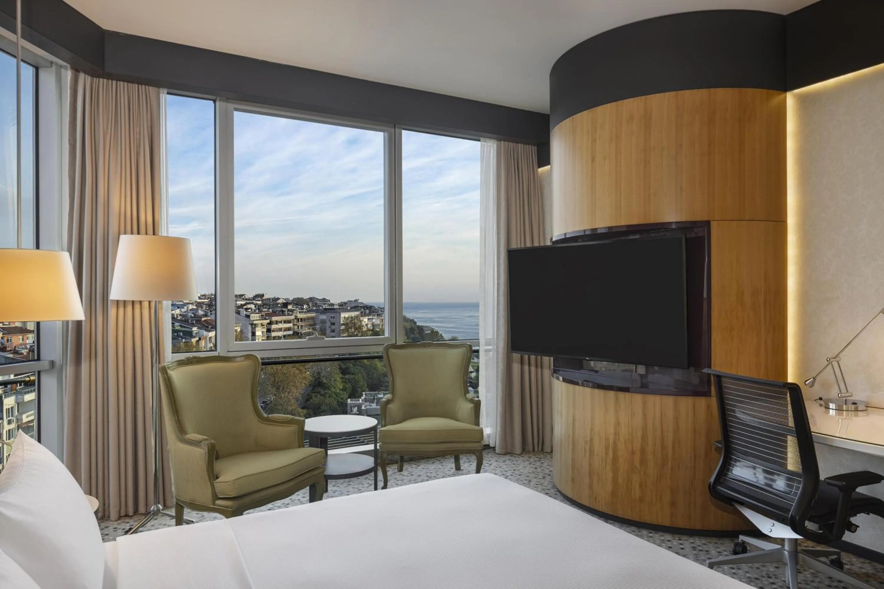 Bed in DoubleTree By Hilton Istanbul - Moda