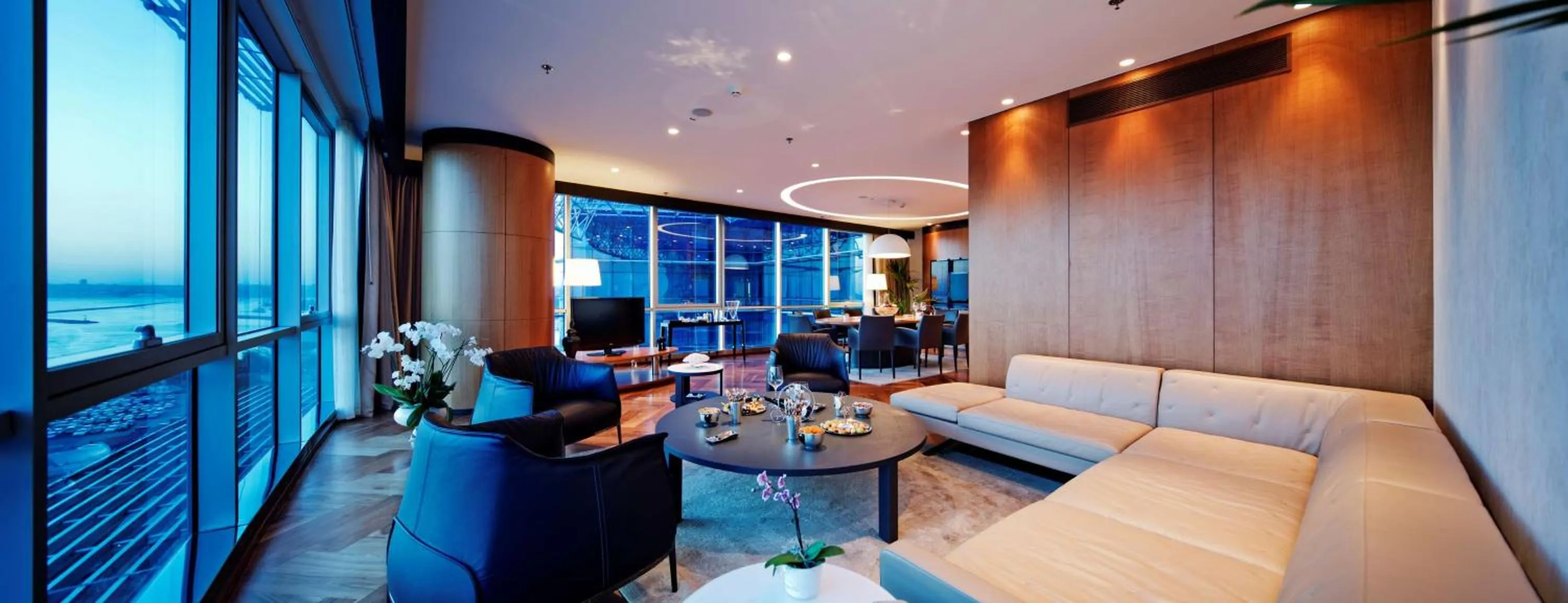 Living room in DoubleTree By Hilton Istanbul - Moda