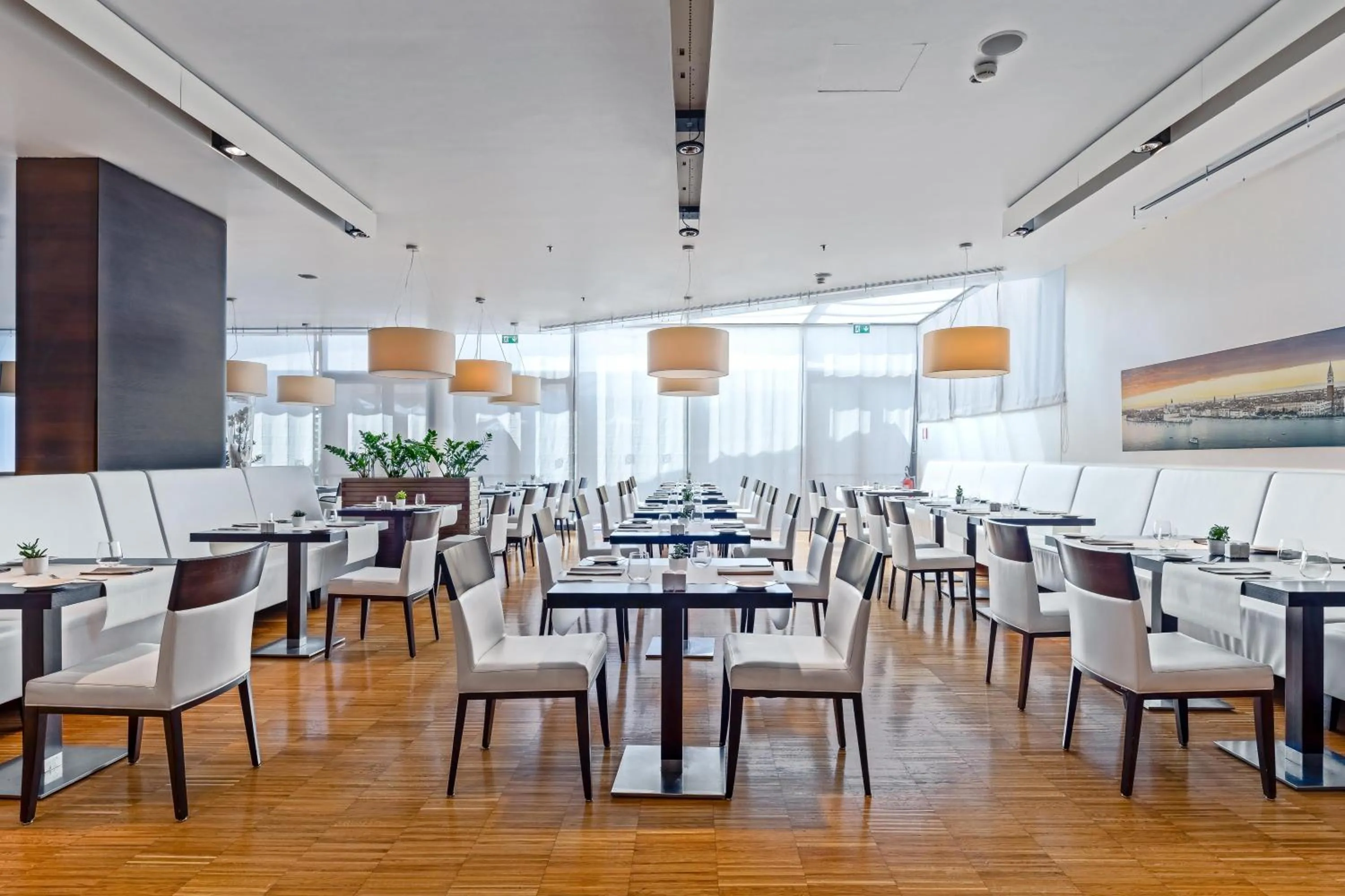 Restaurant/places to eat in Hilton Garden Inn Venice Mestre