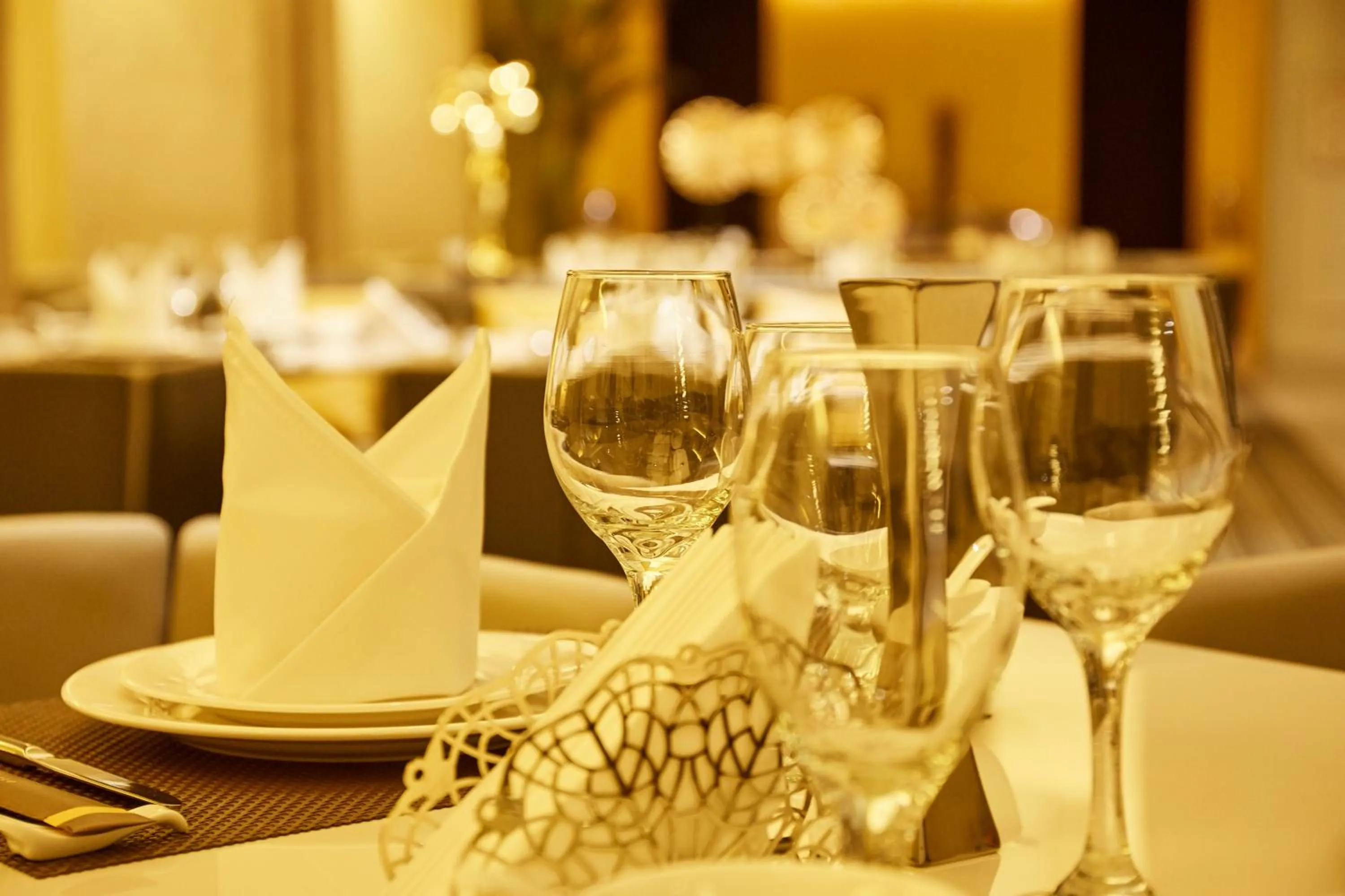 Restaurant/places to eat in Jinjiang Metropolo Hotel Hangzhou East Railway Station