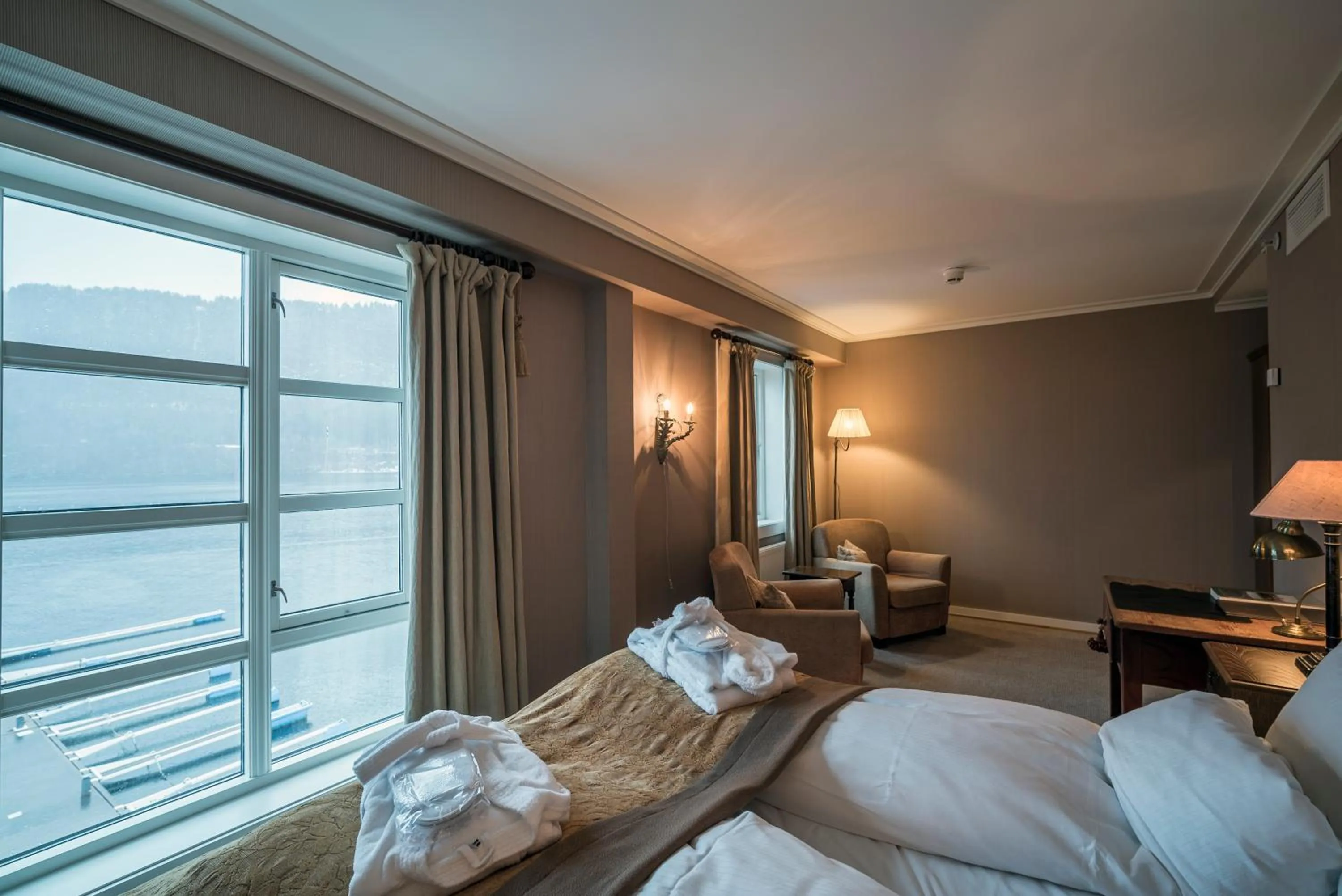 Natural landscape, Bed in Angvik Gamle Handelssted - by Classic Norway Hotels