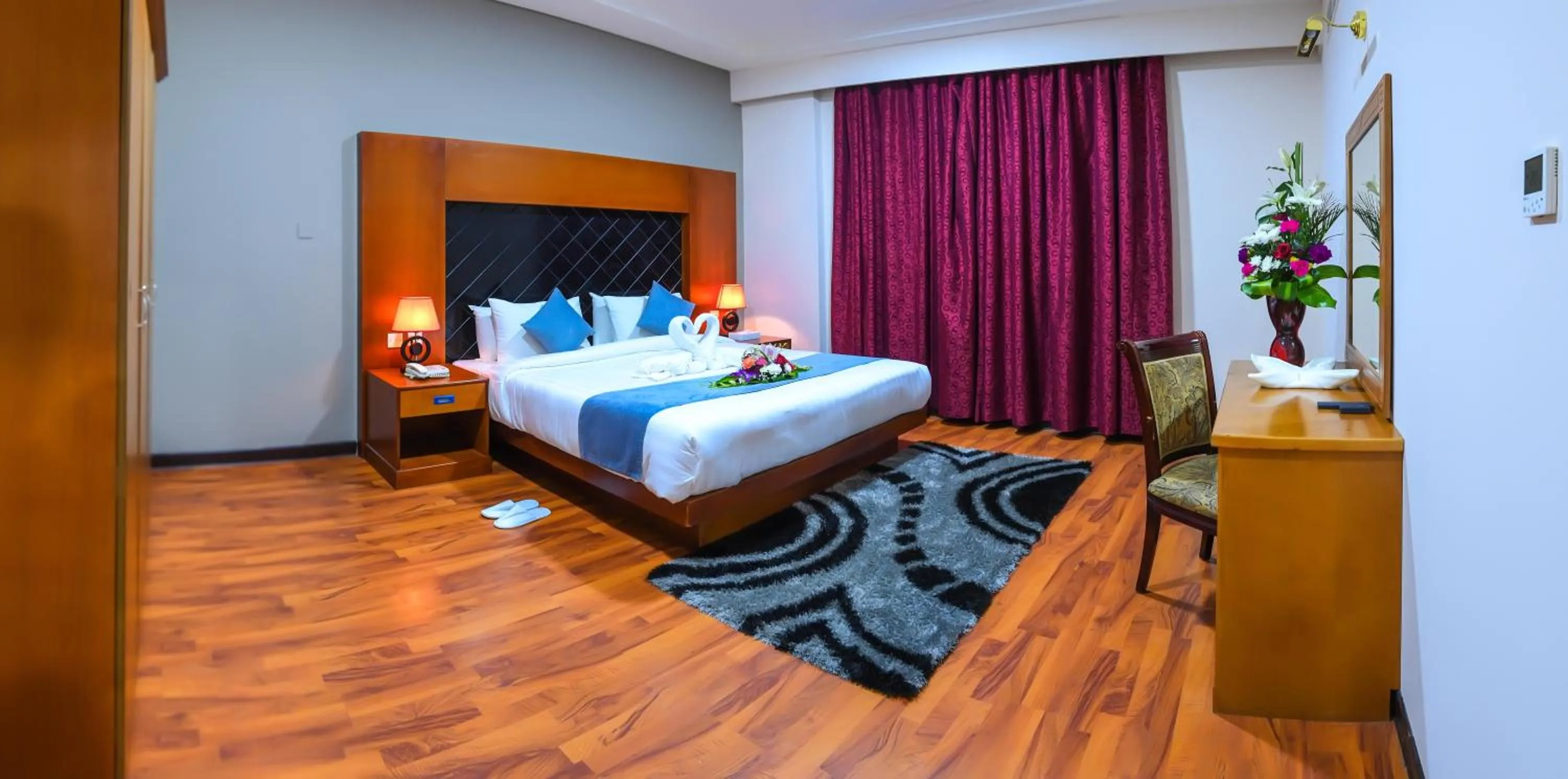 Bed in Sea Diamond Plaza Apartments