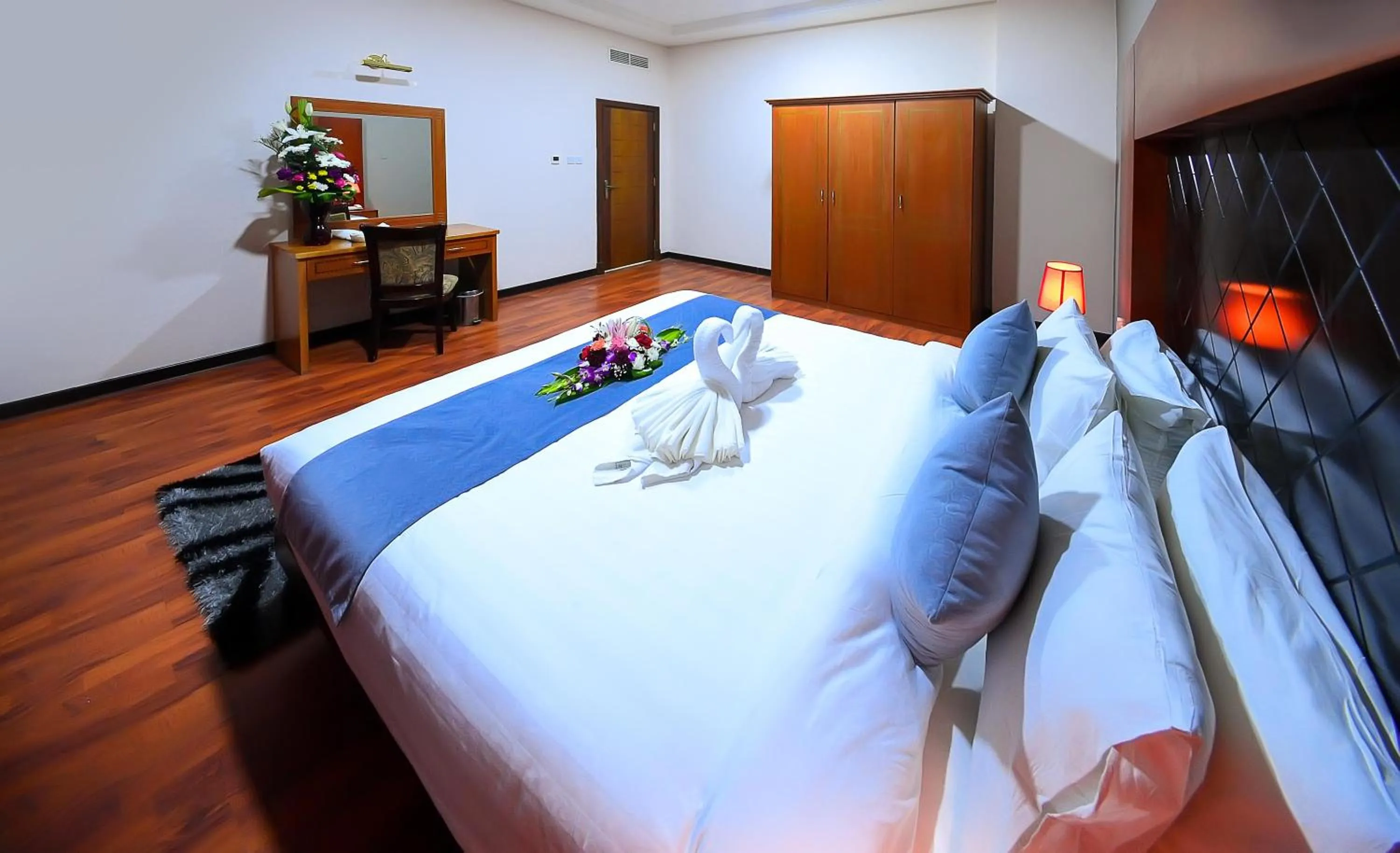 Bed in Sea Diamond Plaza Apartments