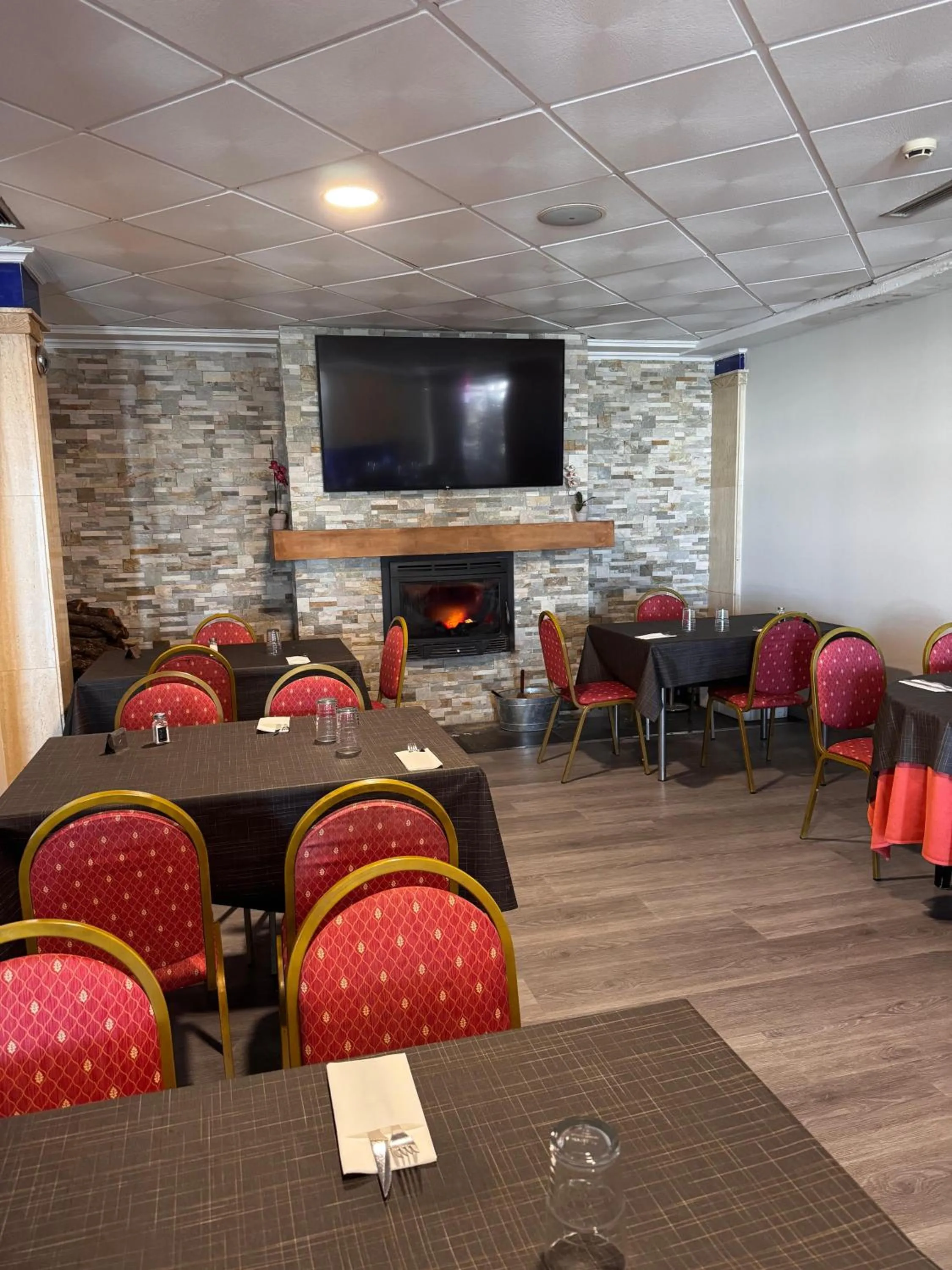 Restaurant/places to eat in Hotel El Cisne