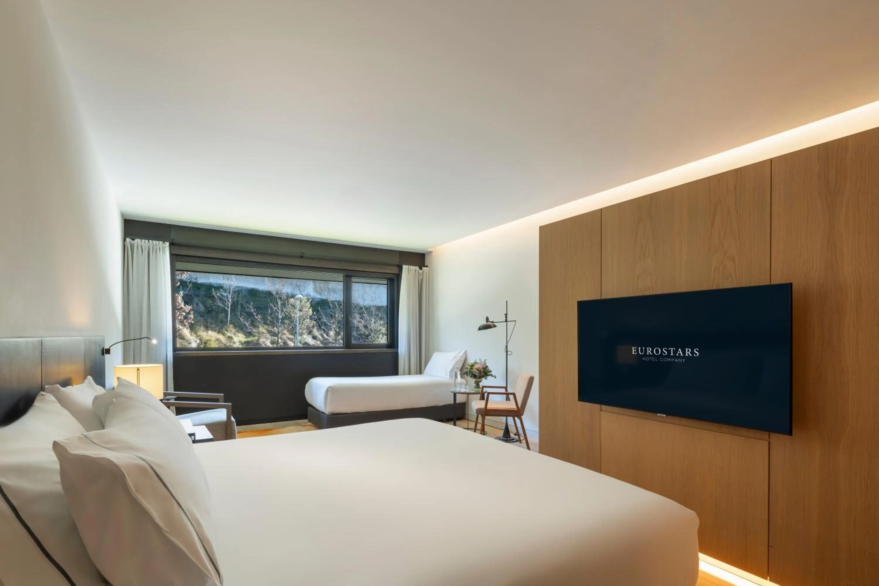 Bed in Eurostars Pamplona