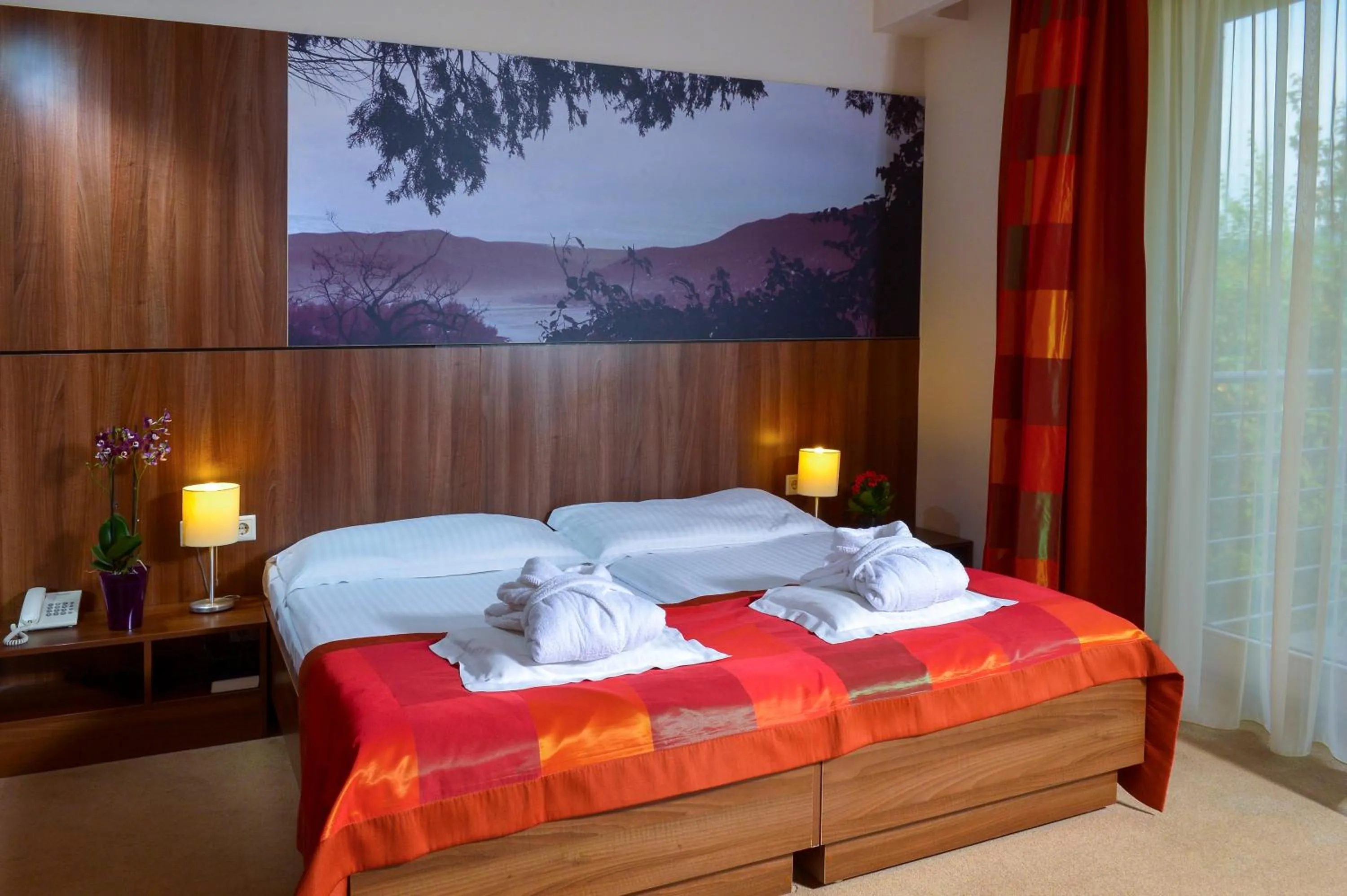 Photo of the whole room, Bed in Royal Club Hotel