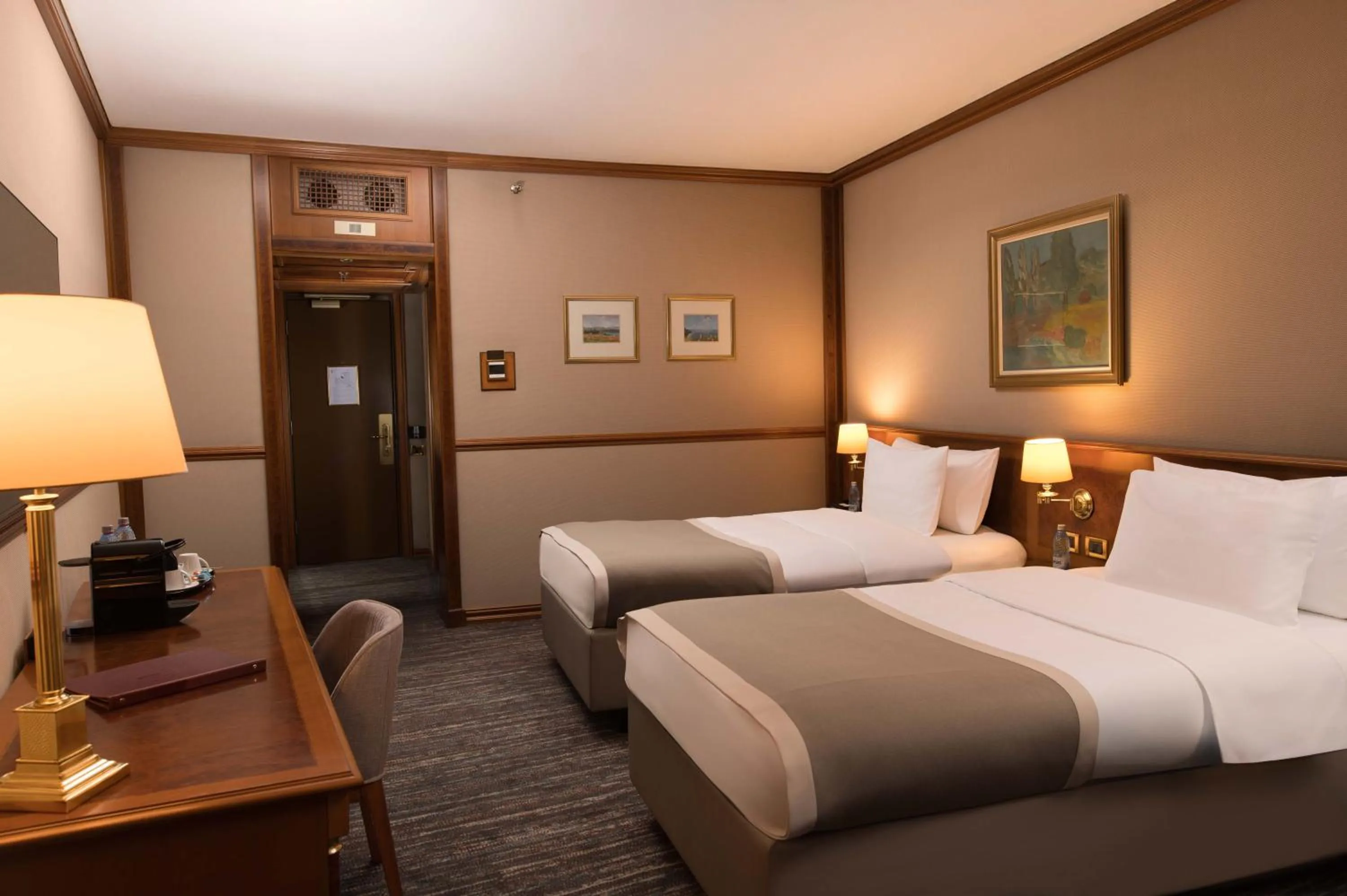 Bed in Grand Hotel Bucharest