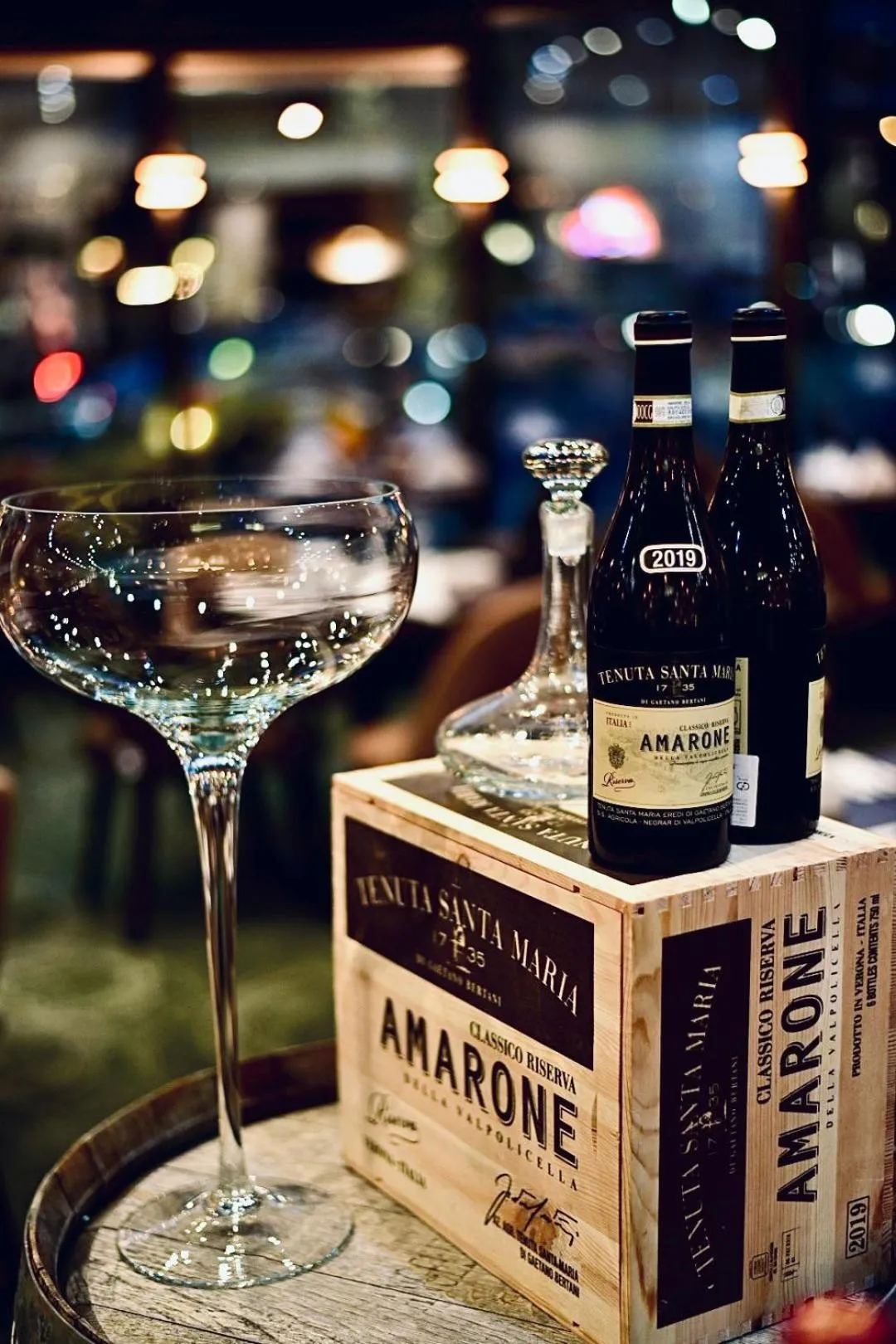 Restaurant/places to eat in Grand Hotel Bucharest