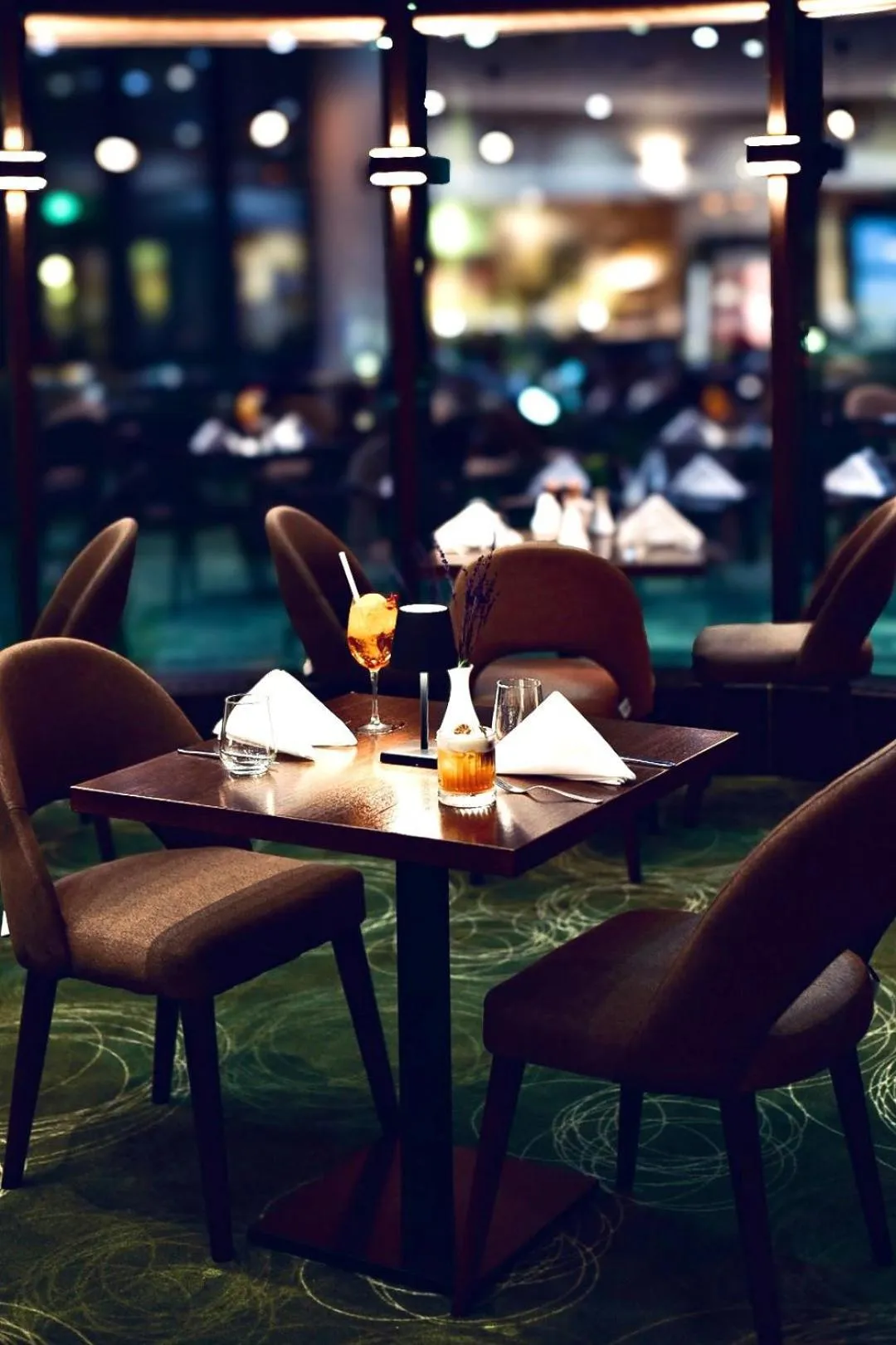 Restaurant/places to eat in Grand Hotel Bucharest