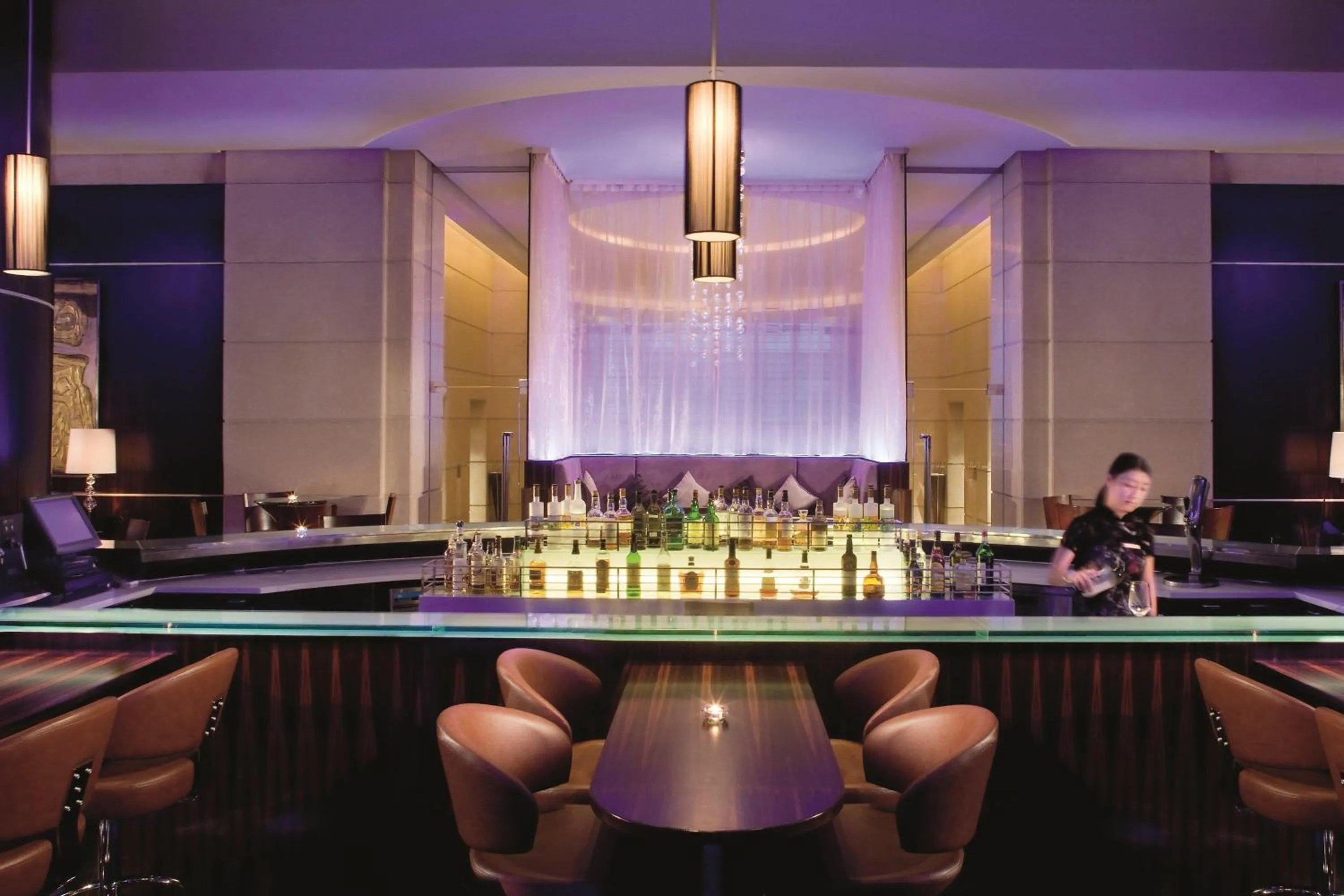 Lounge or bar in The Portman Ritz-Carlton Shanghai