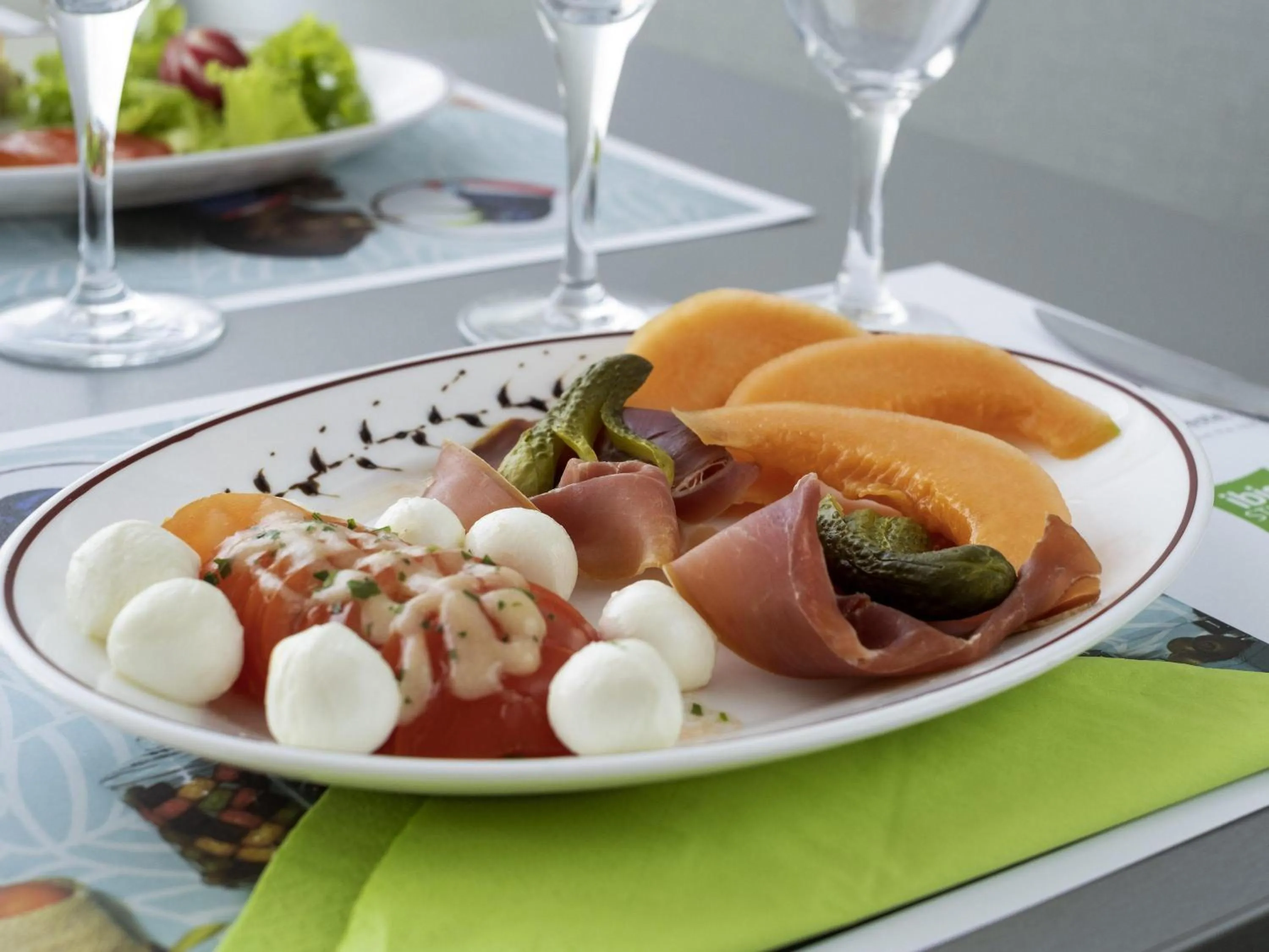 Restaurant/places to eat in ibis Styles Saint Dizier