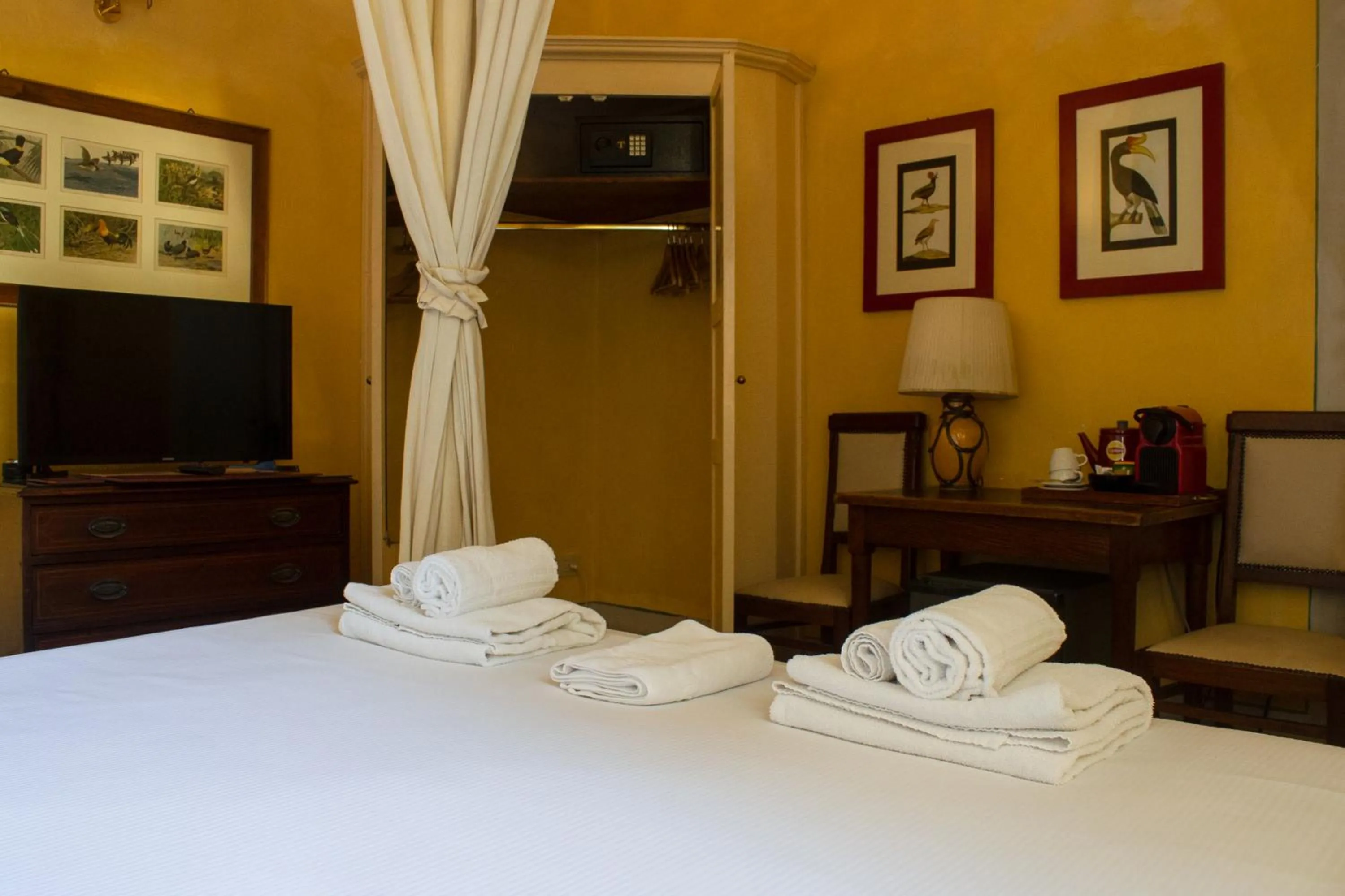 Bed in Antica Dimora Firenze