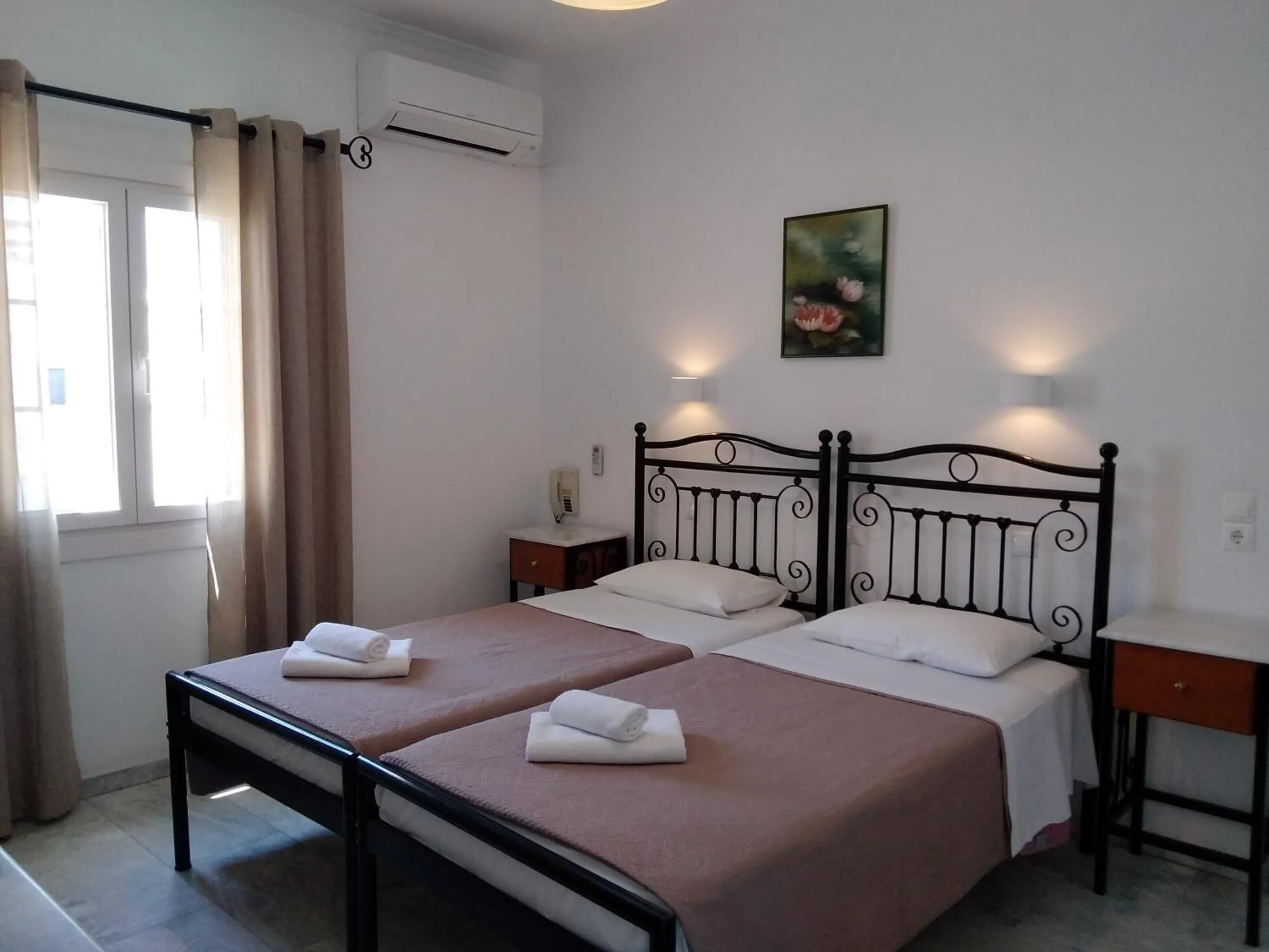 Bedroom in Asteri Hotel