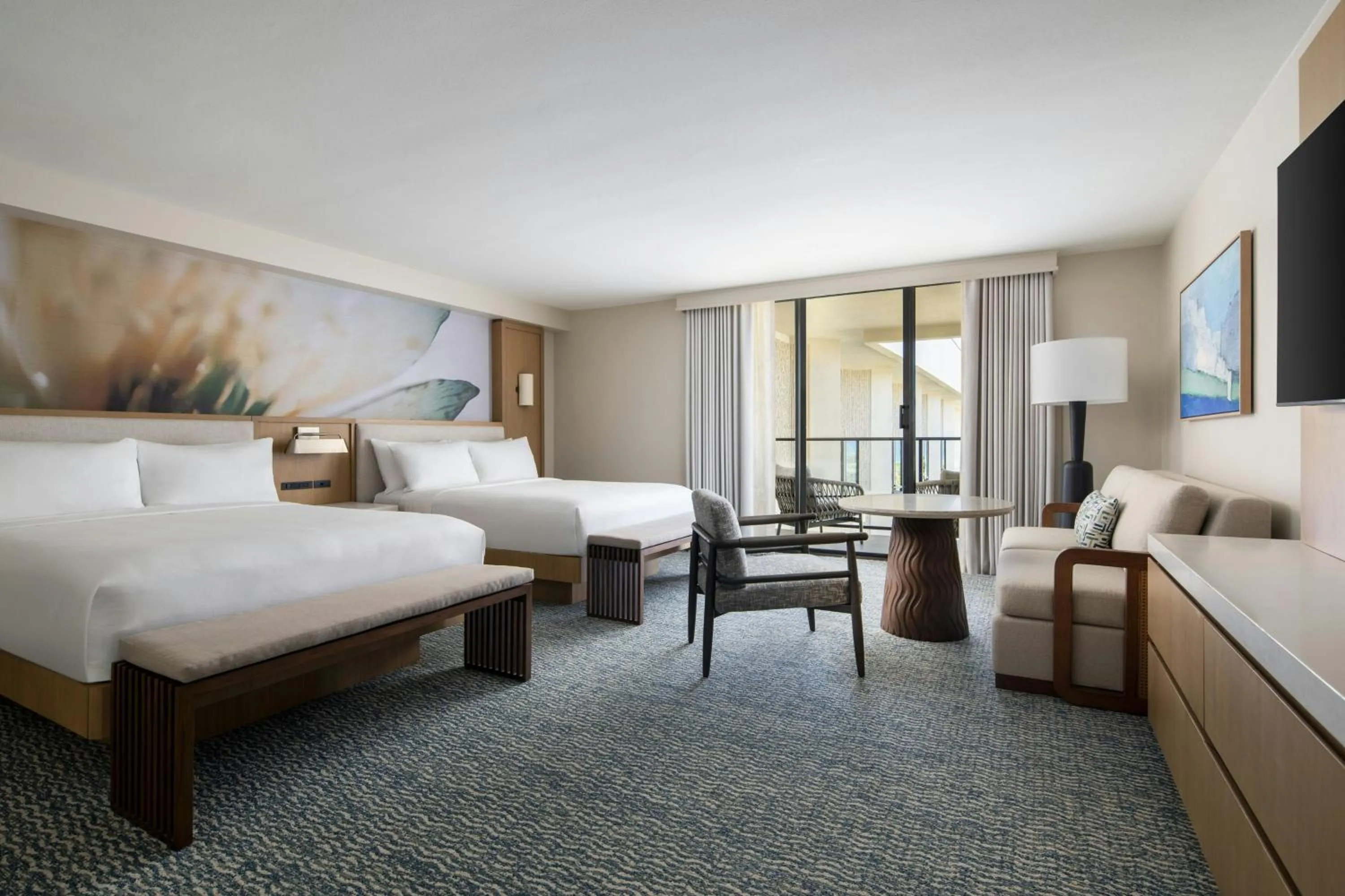 Photo of the whole room, Bed in Waikoloa Beach Marriott Resort & Spa