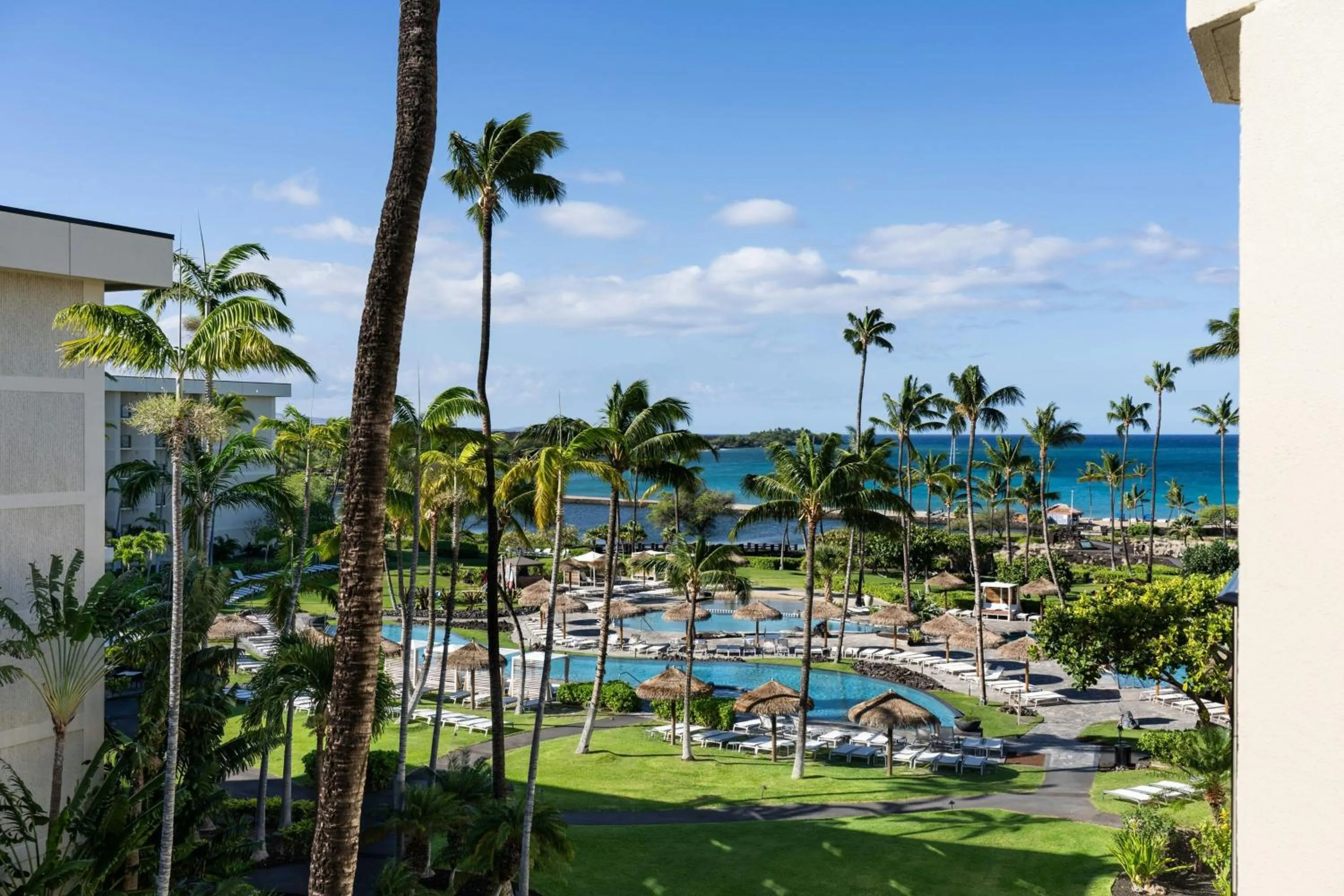 Swimming pool in Waikoloa Beach Marriott Resort & Spa