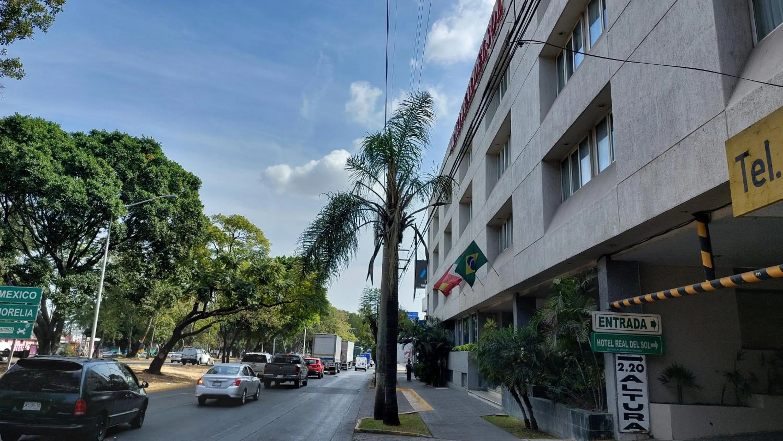 Property building in Hotel Real Del Sol - Zona Expo Industrial