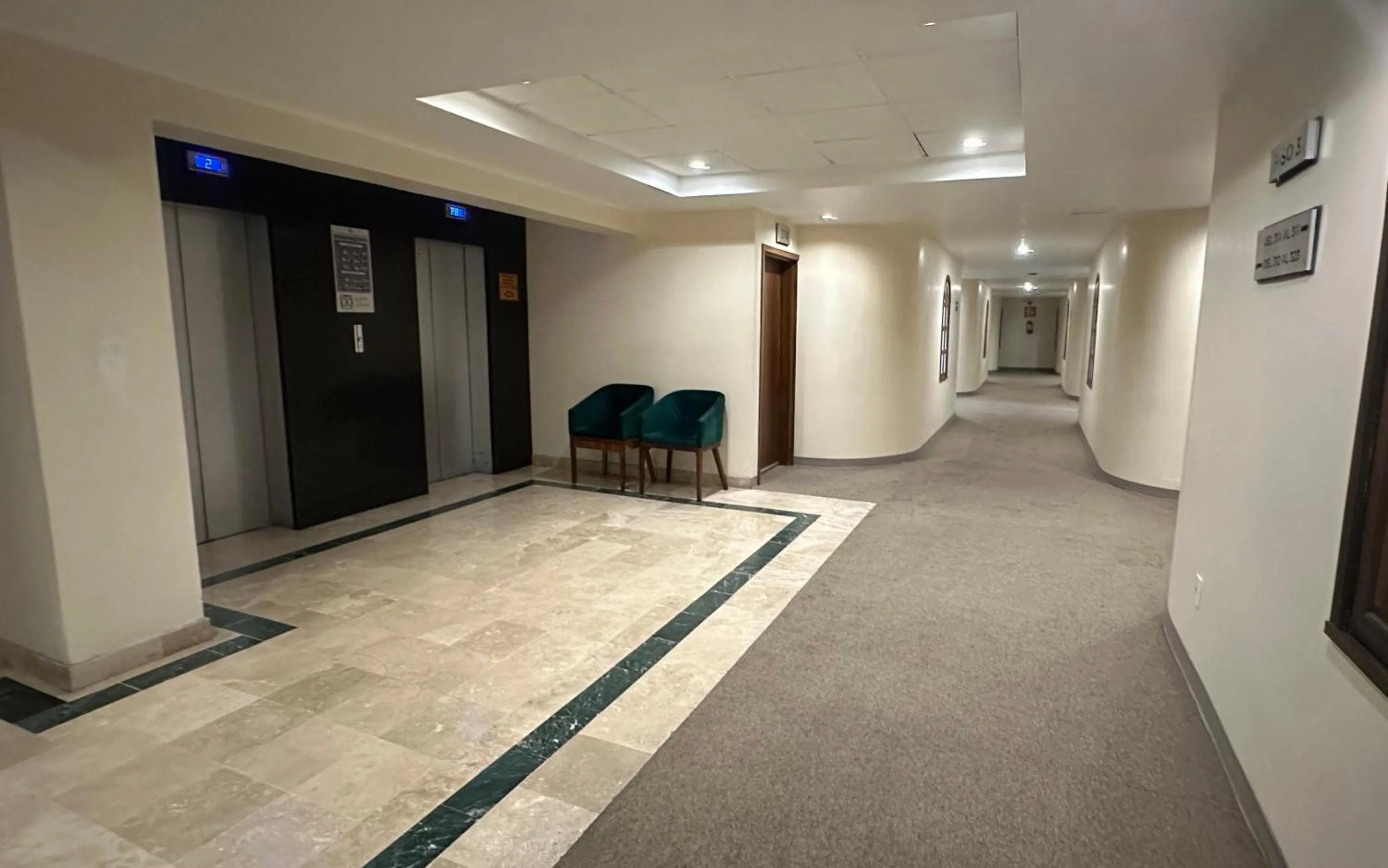 elevator in Hotel Real Del Sol - Zona Expo Industrial