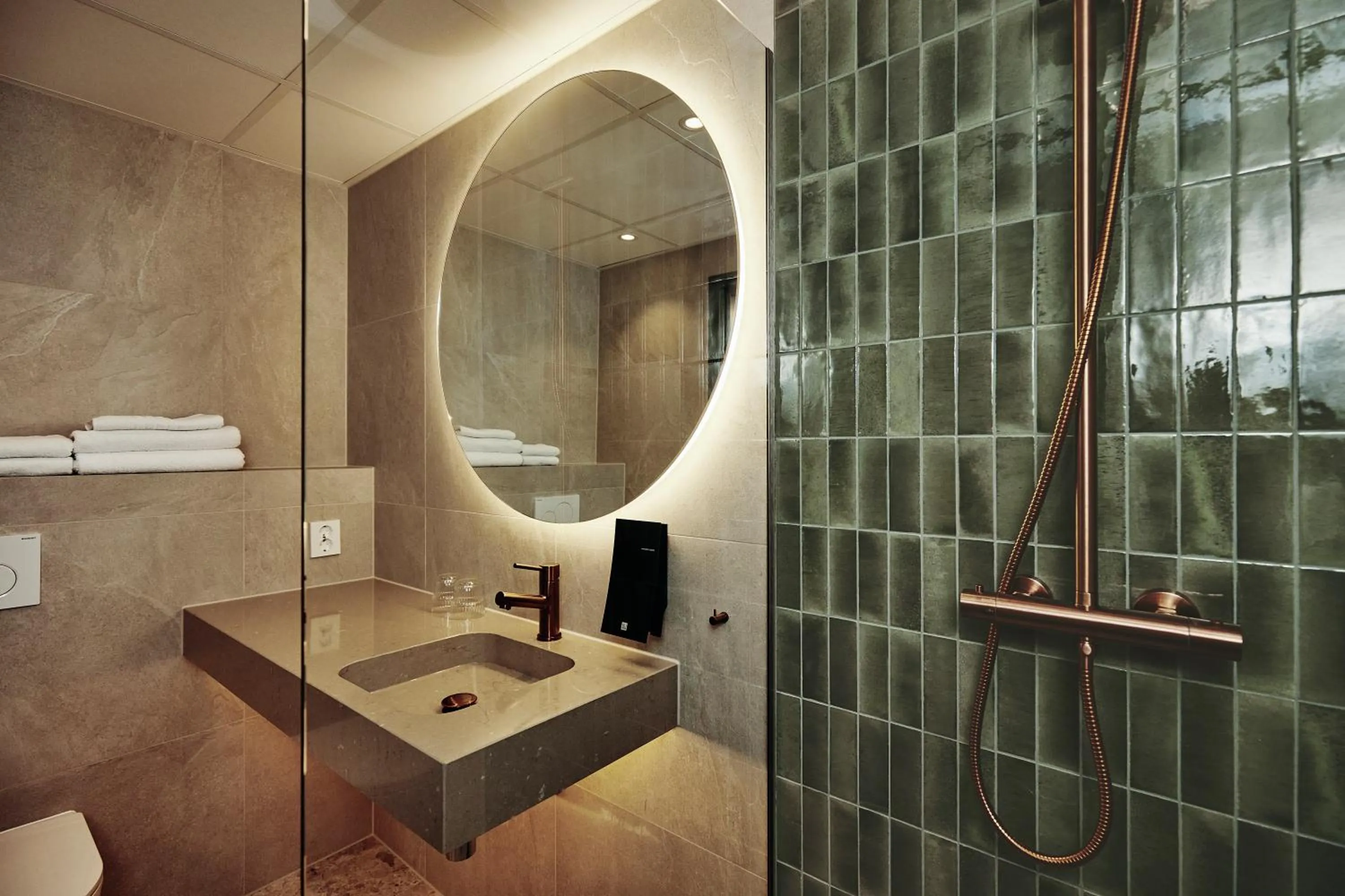 Bathroom in Stord Hotel