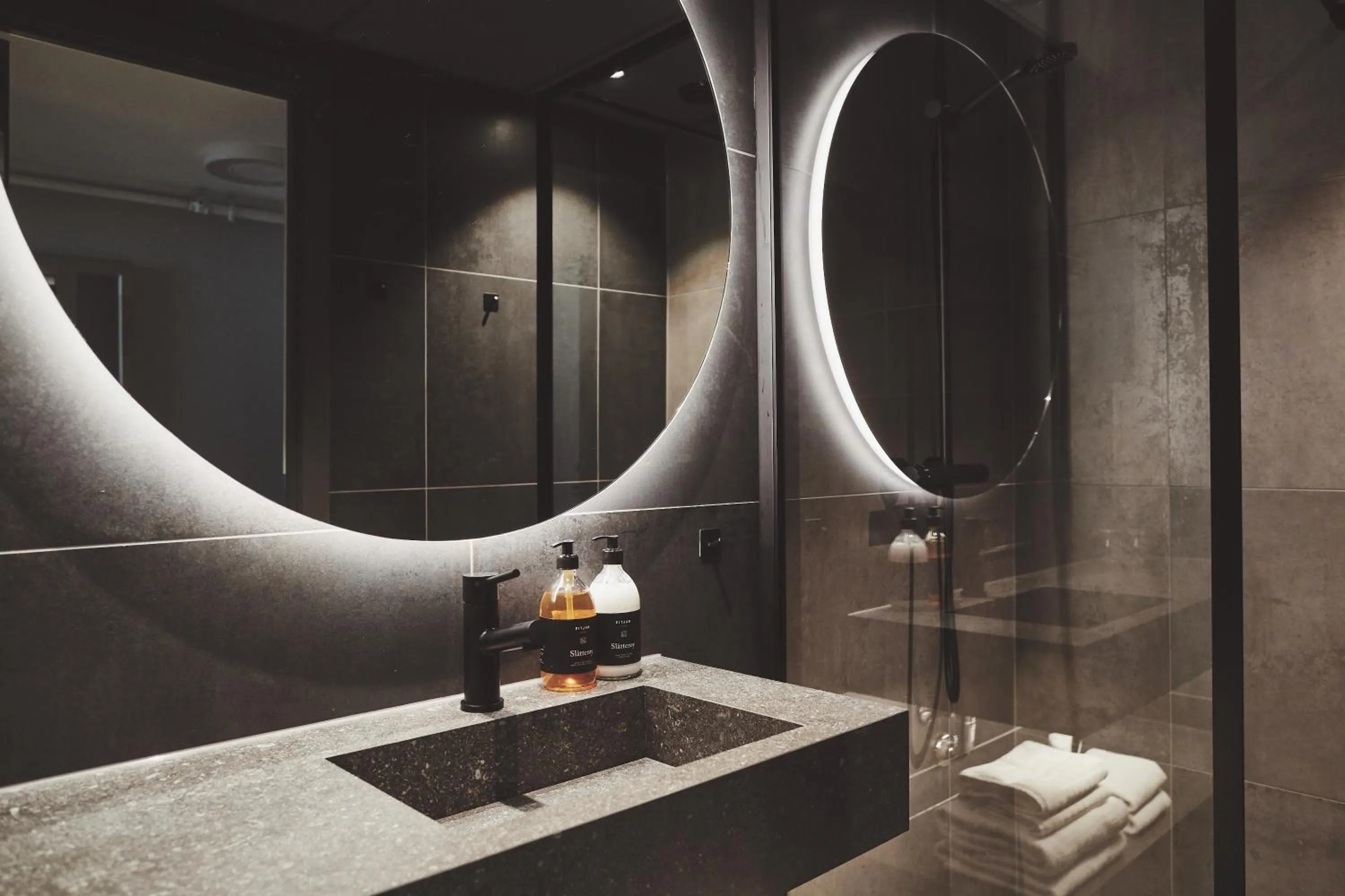 Bathroom in Stord Hotel