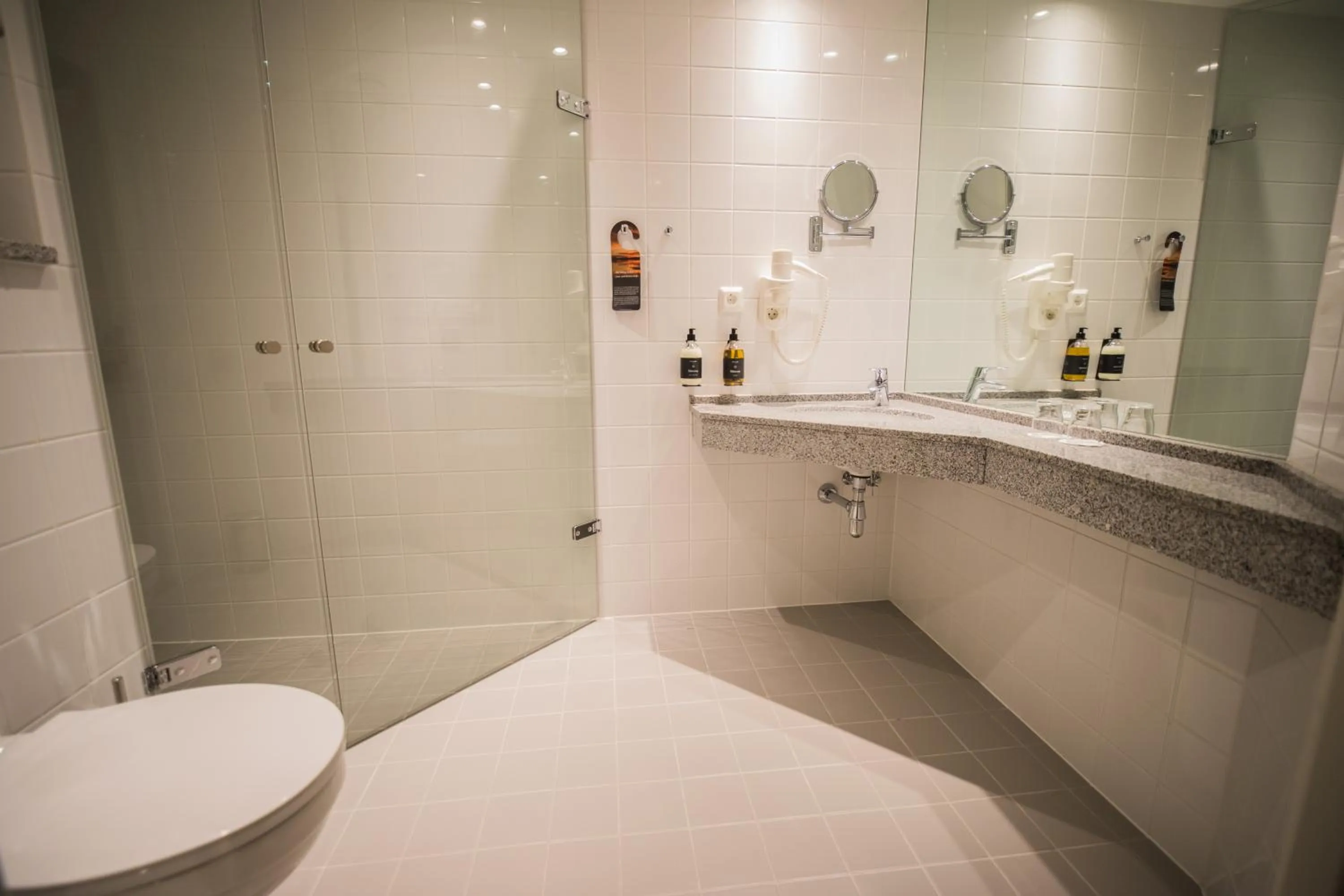 Bathroom in Stord Hotel