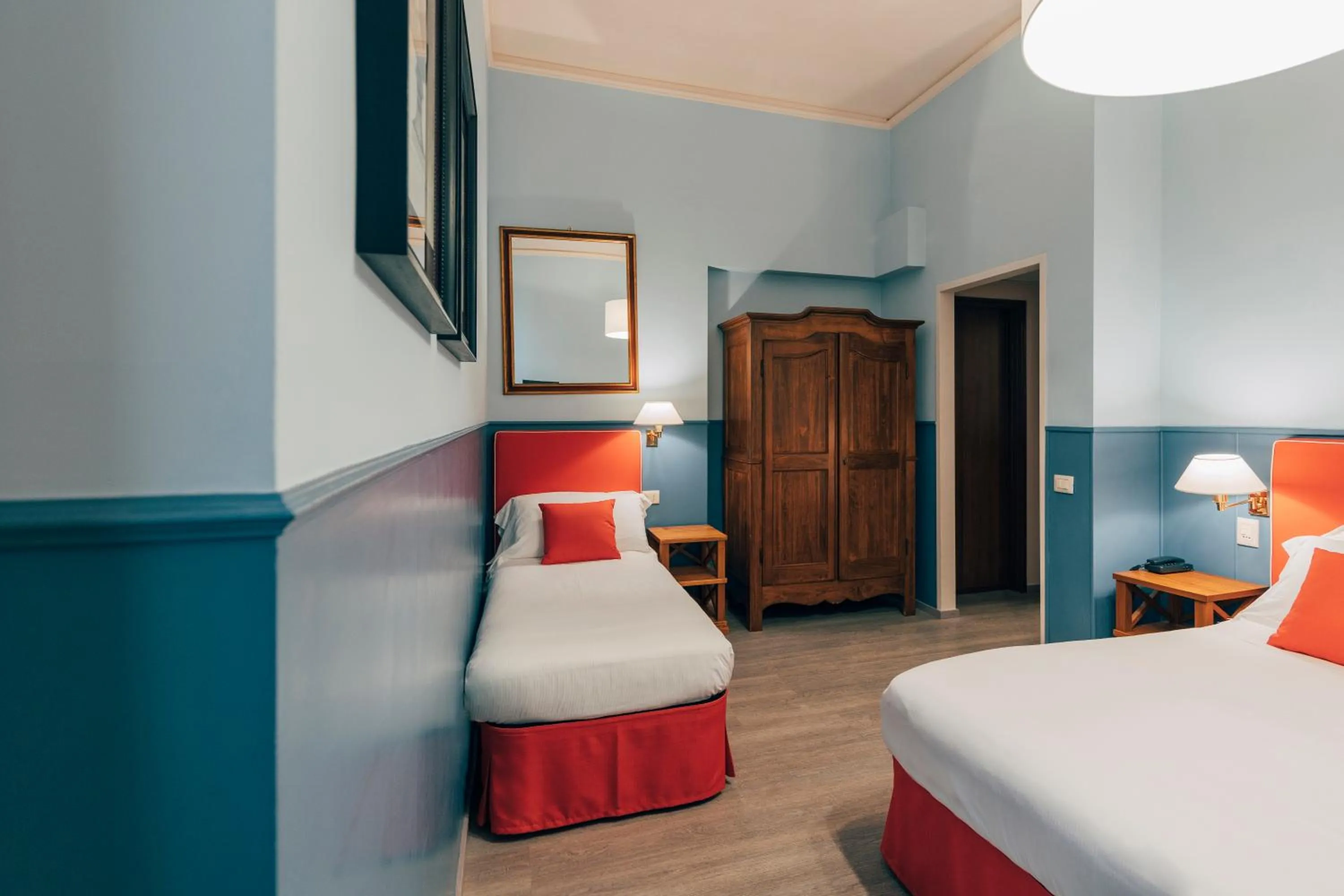 Bedroom, Bed in Hotel San Luca