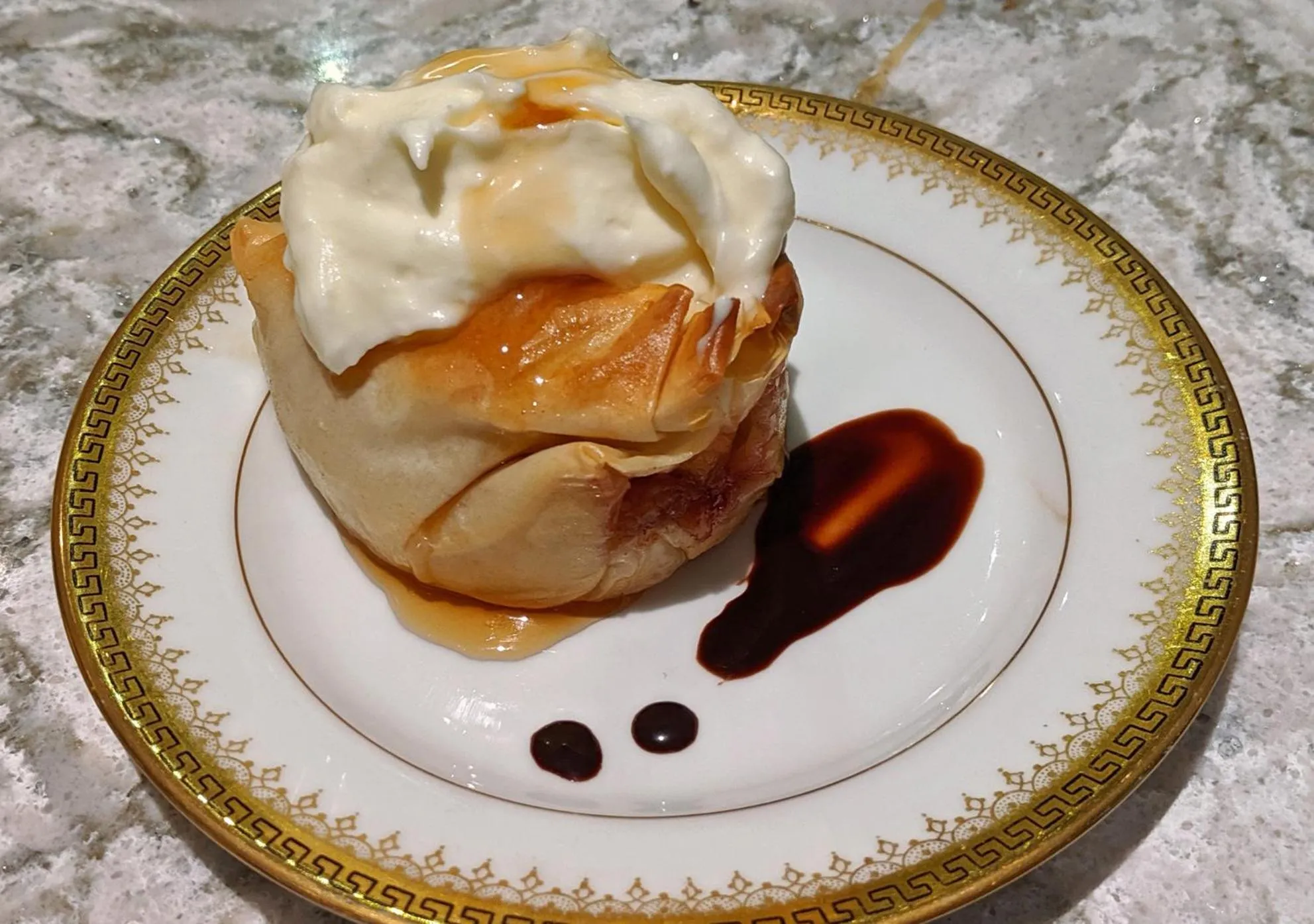 Breakfast in Apple Tree Historic B&B