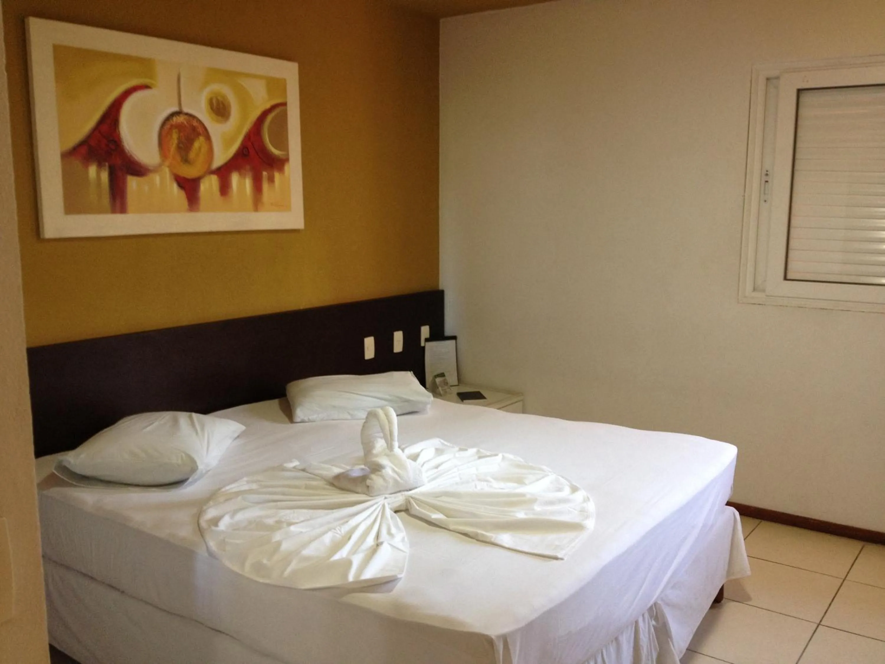 Photo of the whole room, Bed in Saint Patrick Praia Hotel