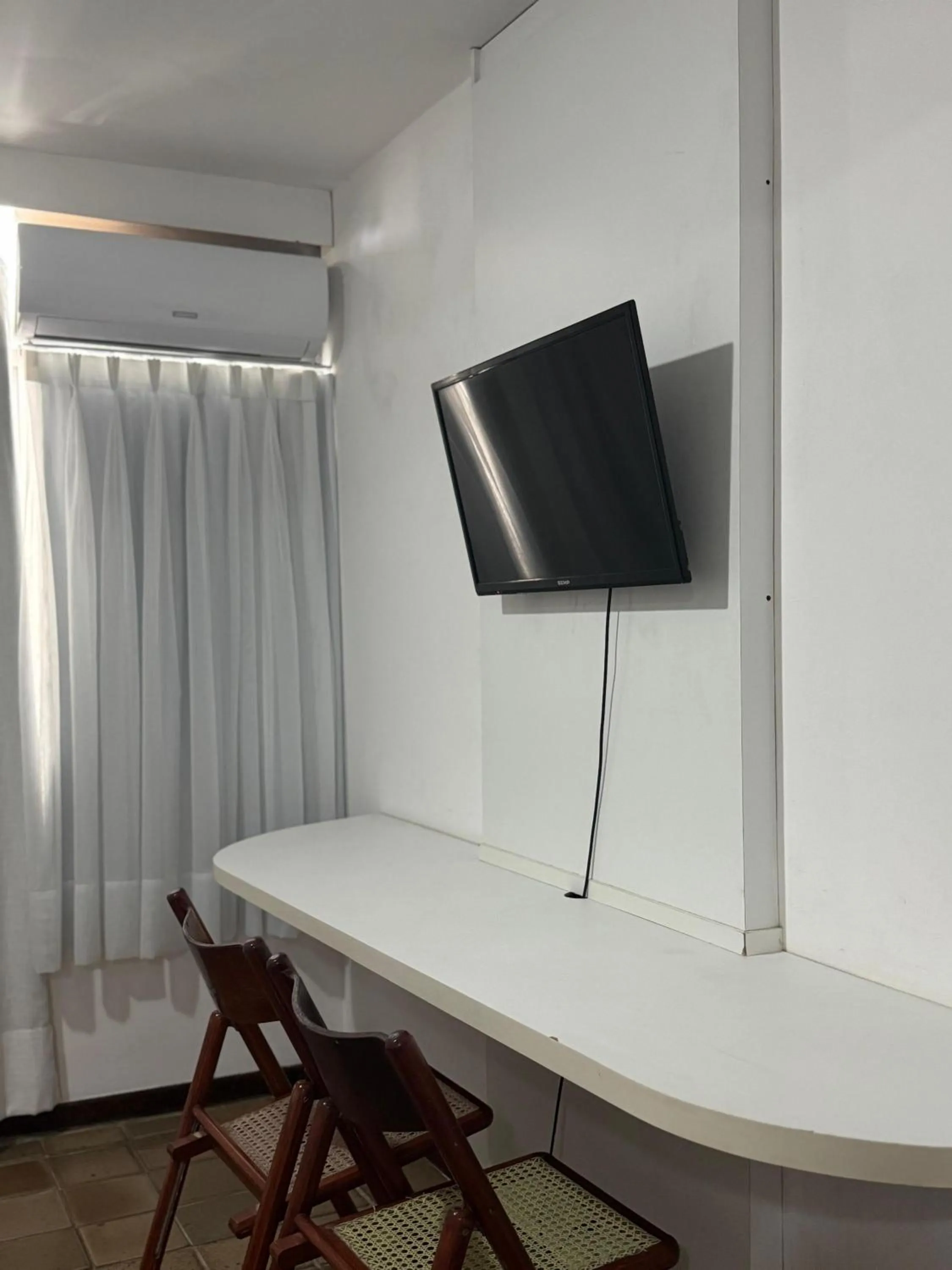 TV and multimedia in Praia Hotel Enseada